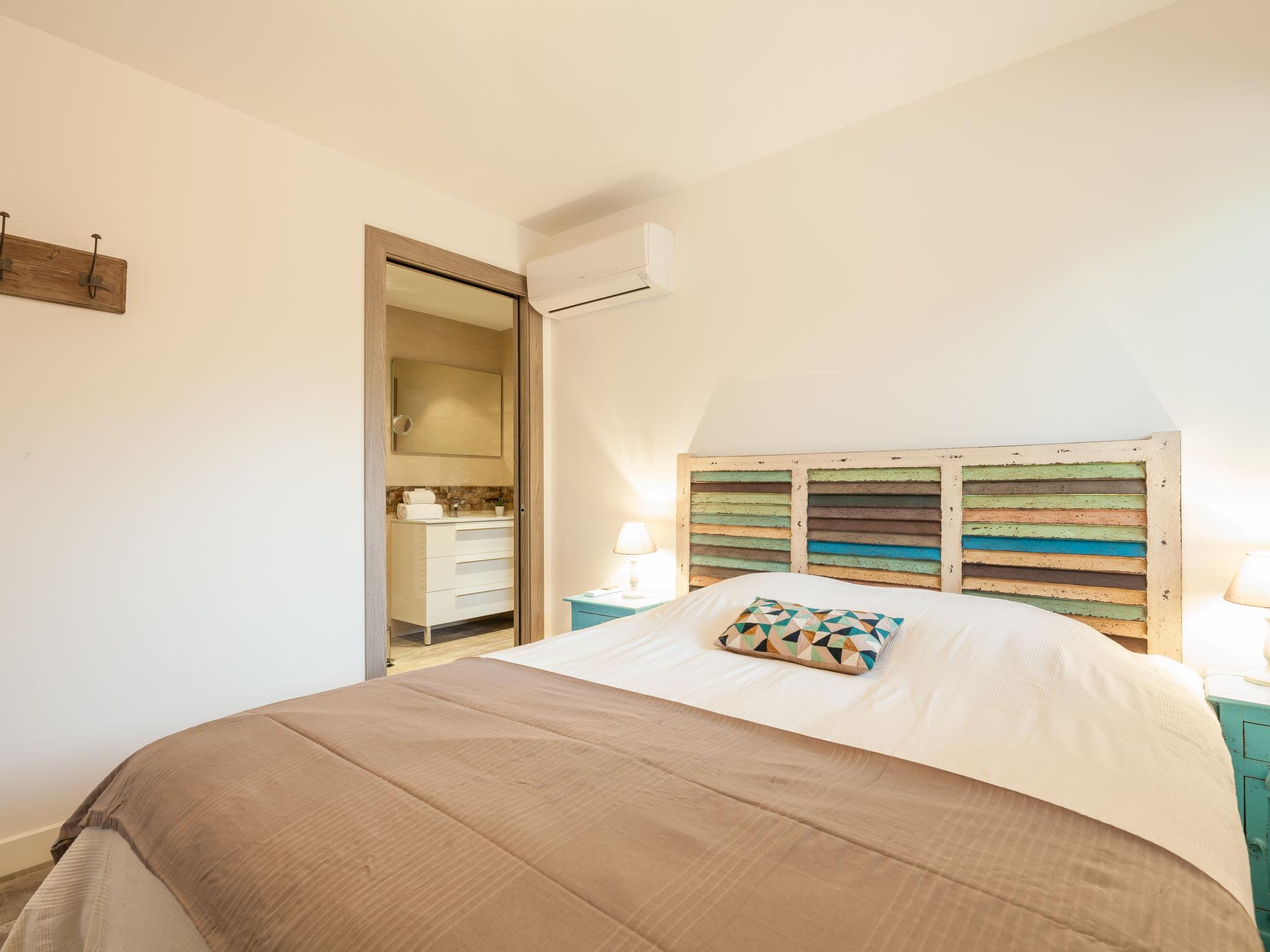 Photo 3 - Appartement de 2 chambres à Porto-Vecchio avec piscine et vues à la mer