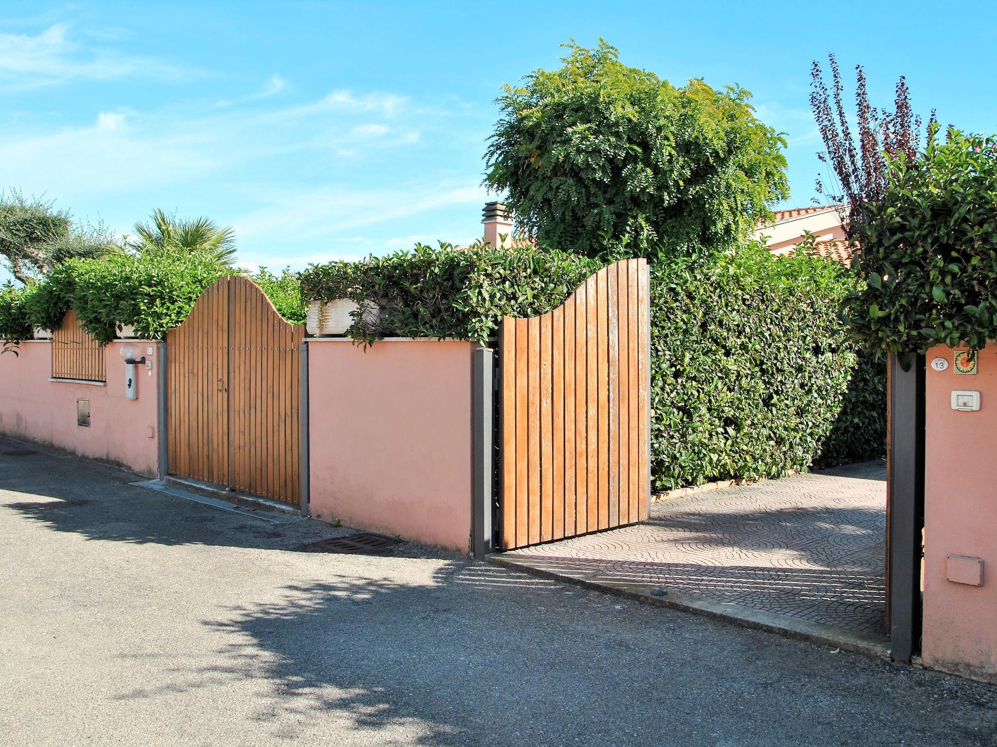 Foto 11 - Casa de 2 quartos em Fondi com jardim e terraço