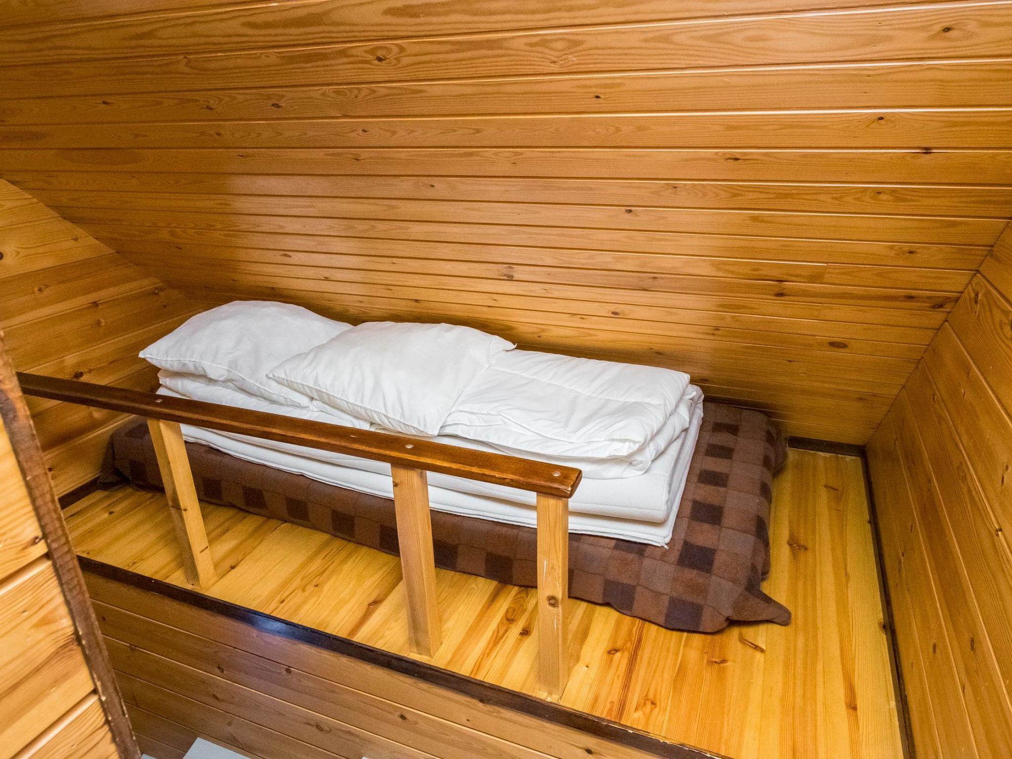 Foto 14 - Casa de 2 quartos em Kaavi com sauna