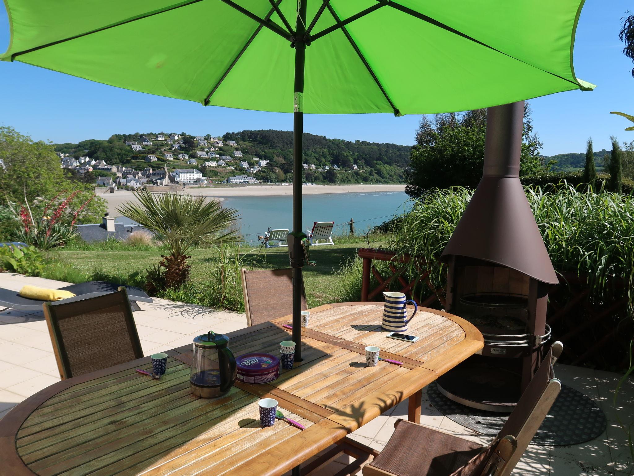 Photo 4 - Maison de 4 chambres à Trédrez-Locquémeau avec jardin et terrasse