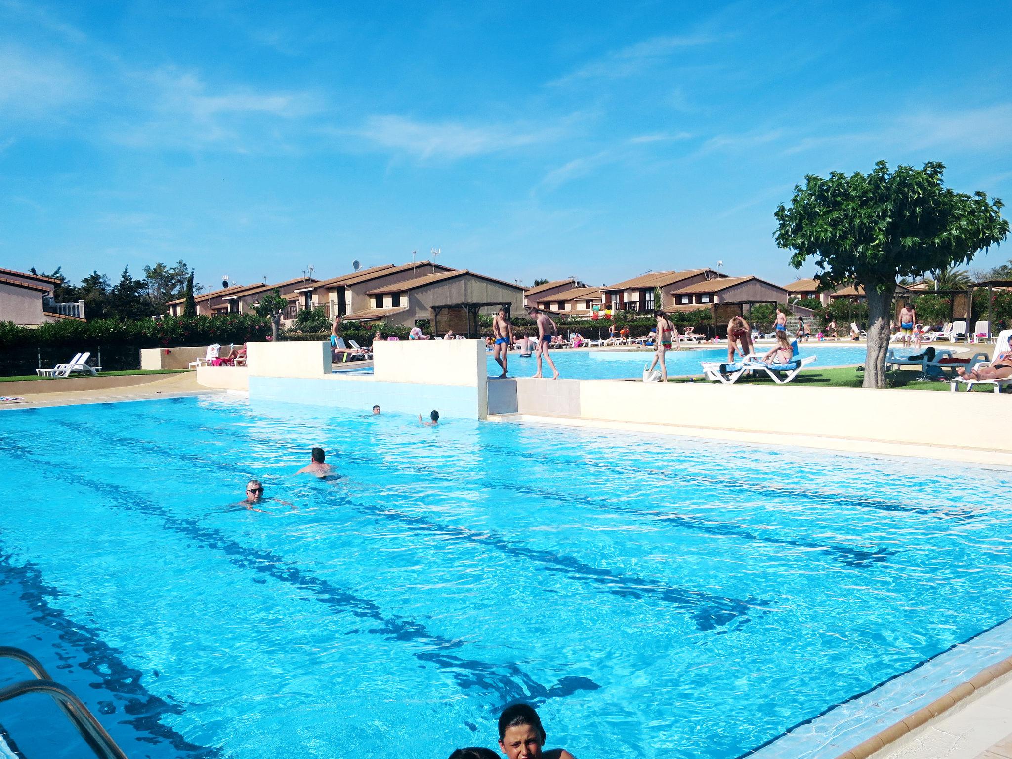 Foto 3 - Casa de 2 quartos em Portiragnes com piscina e terraço