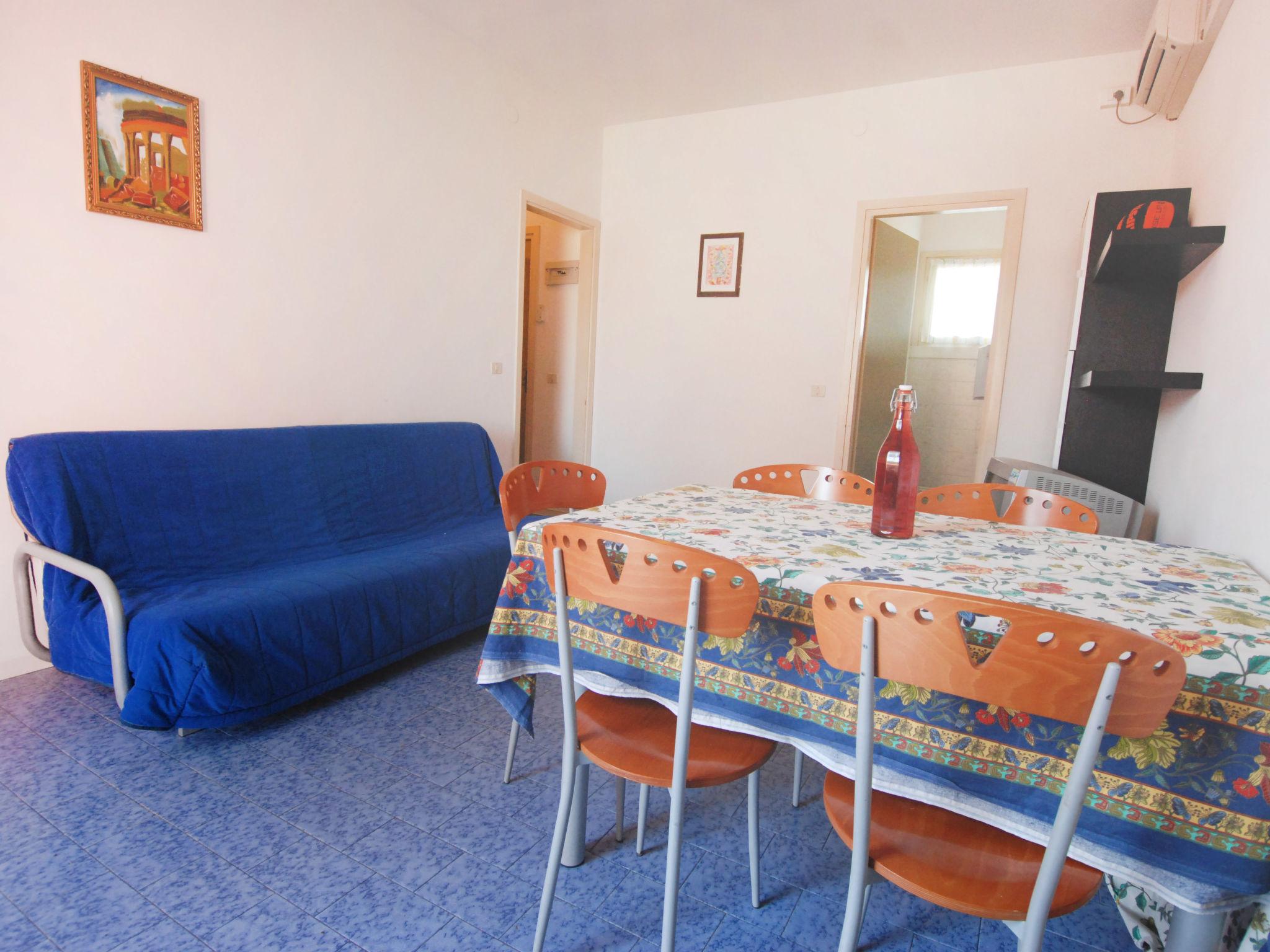 Photo 6 - Appartement de 2 chambres à San Michele al Tagliamento avec piscine et jardin