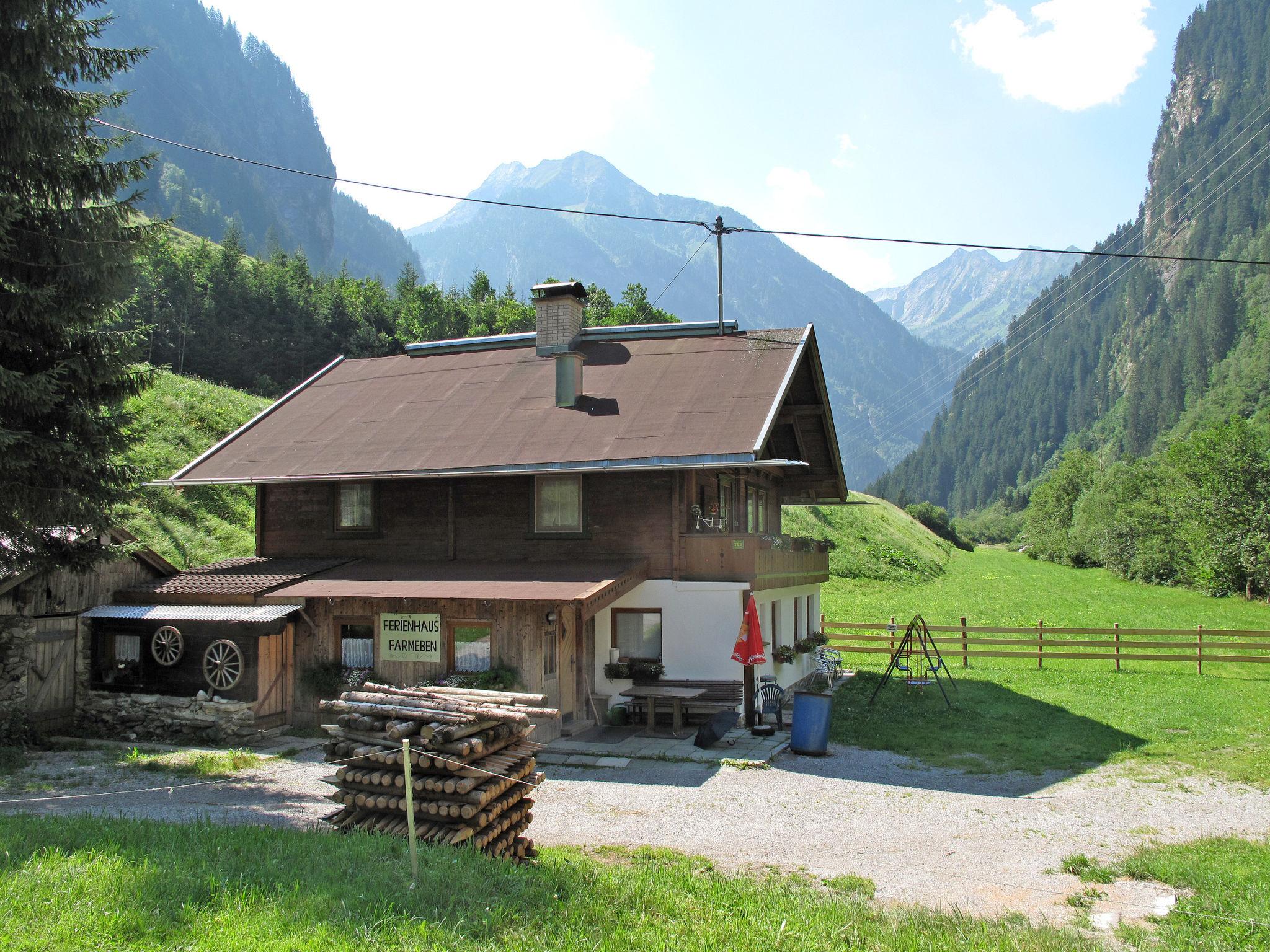 Foto 2 - Casa de 5 quartos em Mayrhofen com jardim e terraço