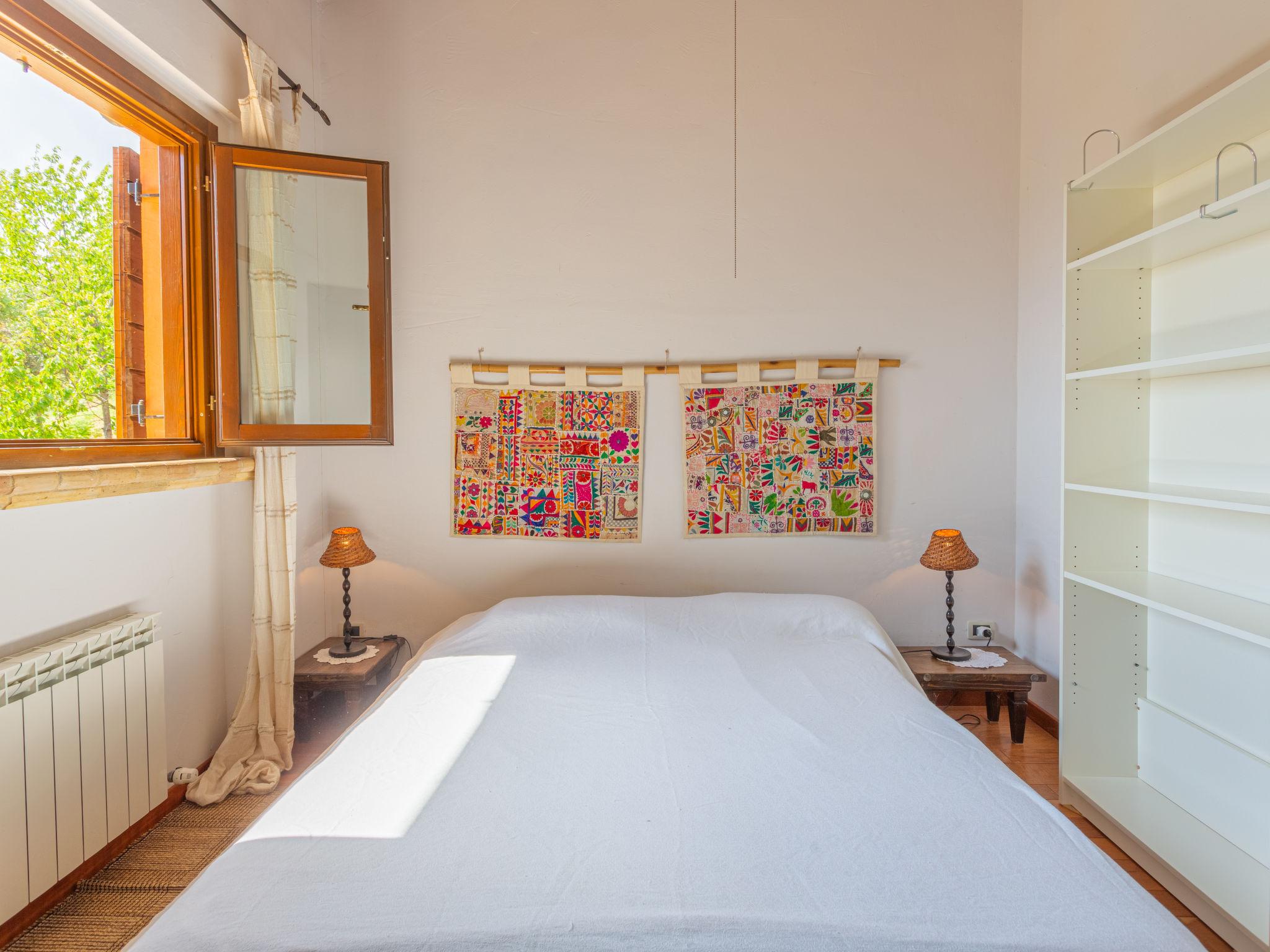 Foto 15 - Appartamento con 2 camere da letto a Città Sant'Angelo con piscina e vista mare