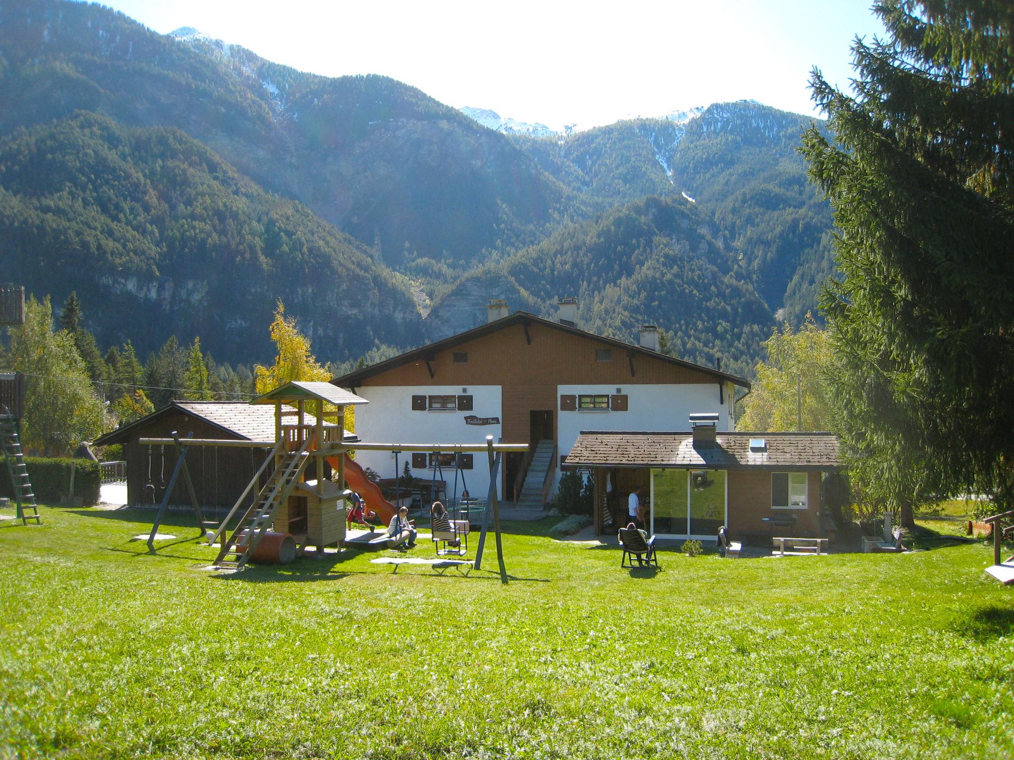 Photo 22 - 2 bedroom Apartment in Albula/Alvra with garden and mountain view