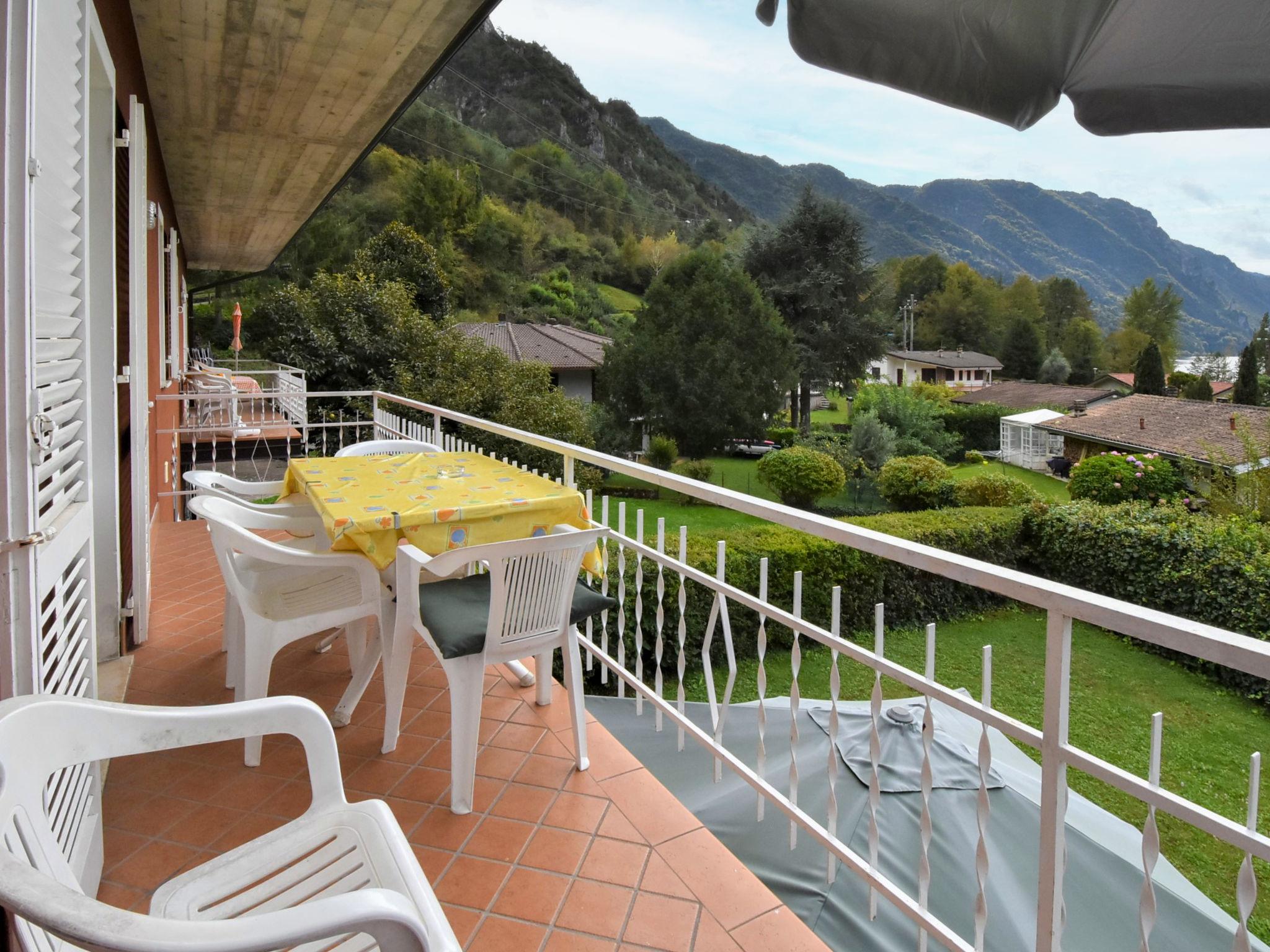 Photo 16 - 2 bedroom Apartment in Idro with garden