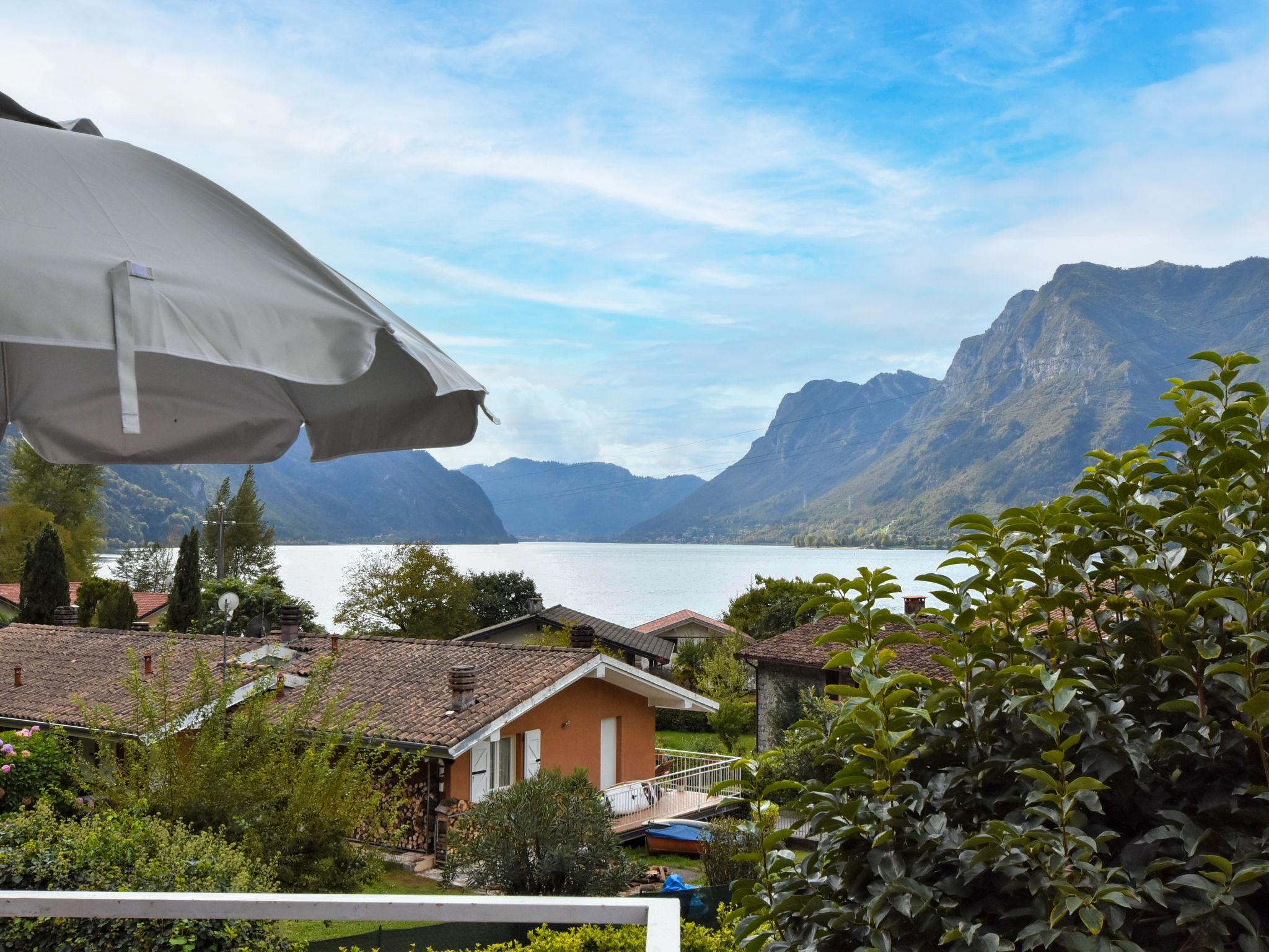 Photo 5 - 2 bedroom Apartment in Idro with garden and mountain view