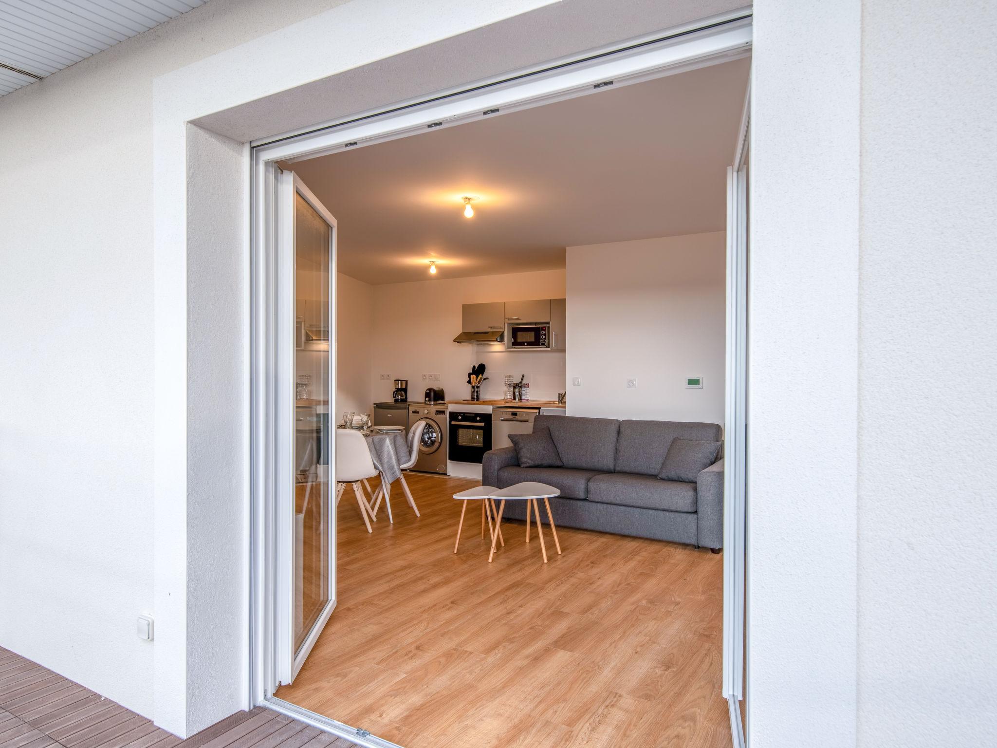 Foto 8 - Apartamento de 1 habitación en Cabourg con vistas al mar