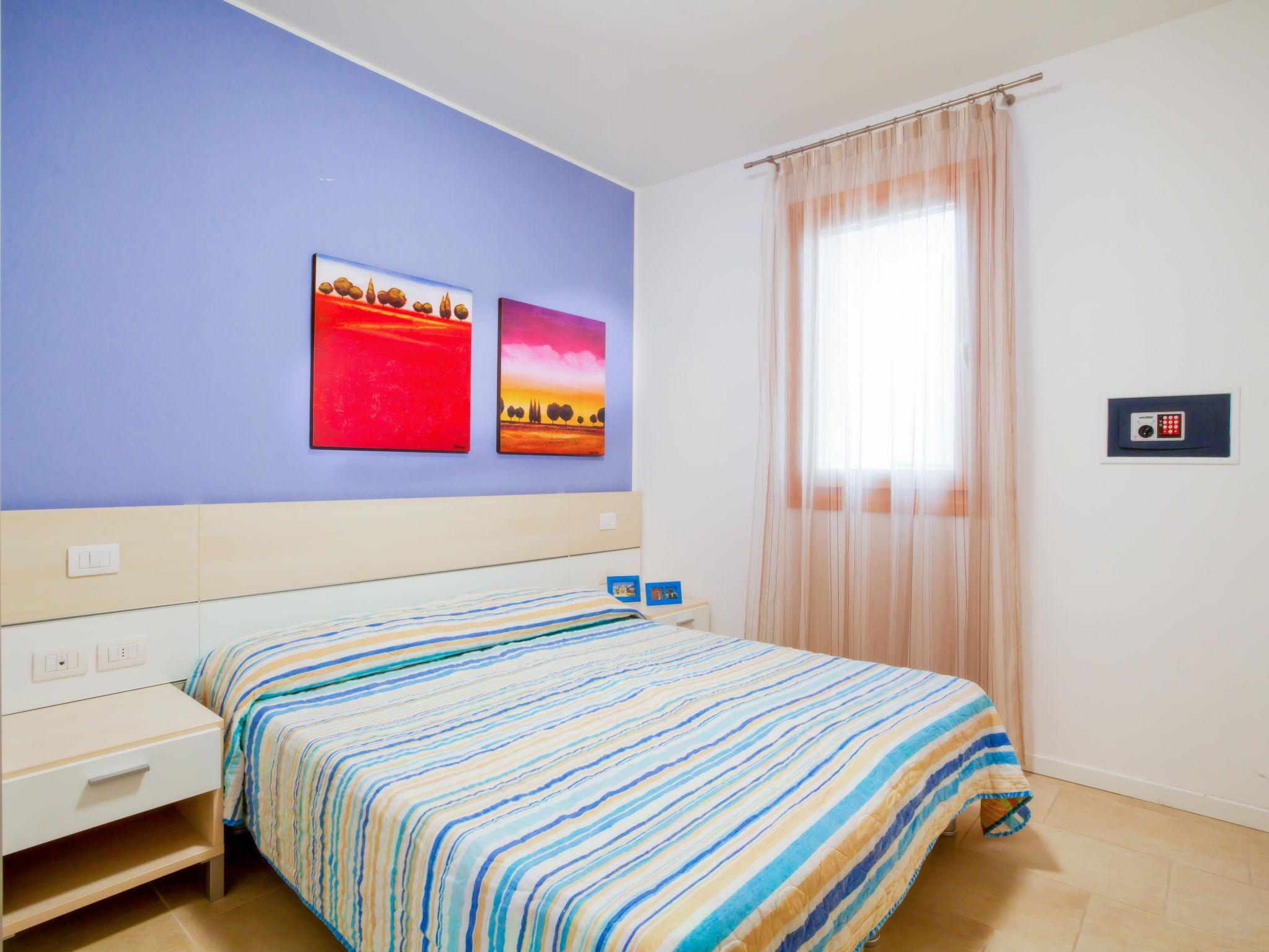 Foto 5 - Appartamento con 2 camere da letto a Caorle con piscina e vista mare