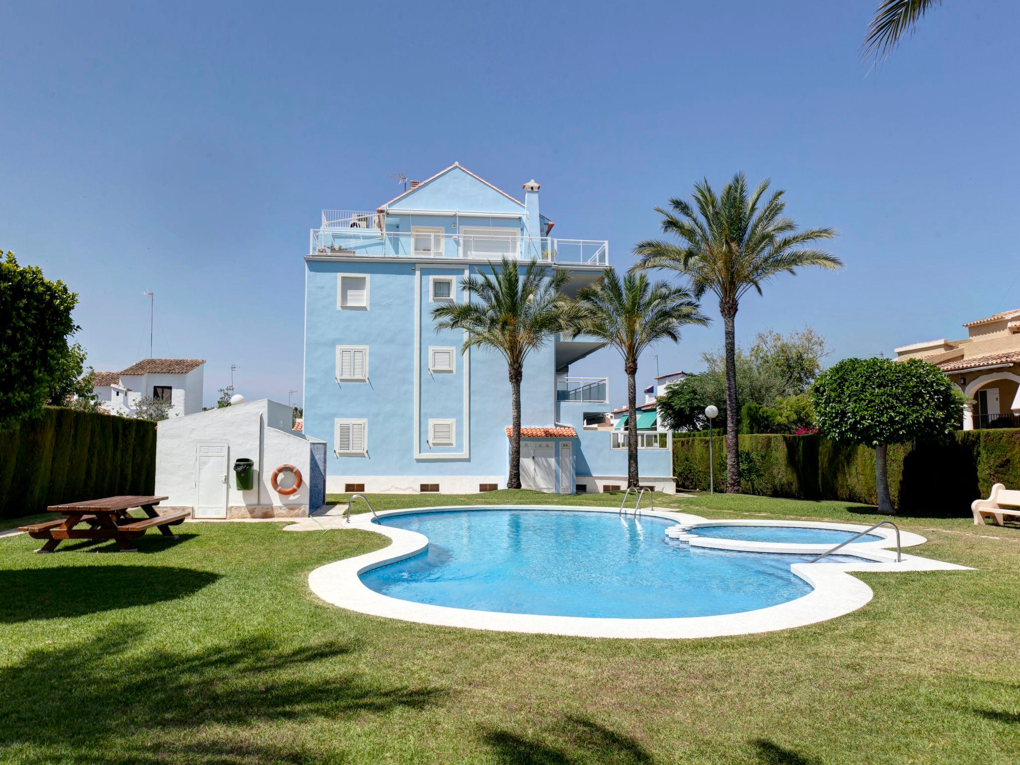 Foto 13 - Apartamento de 2 habitaciones en Dénia con piscina y vistas al mar