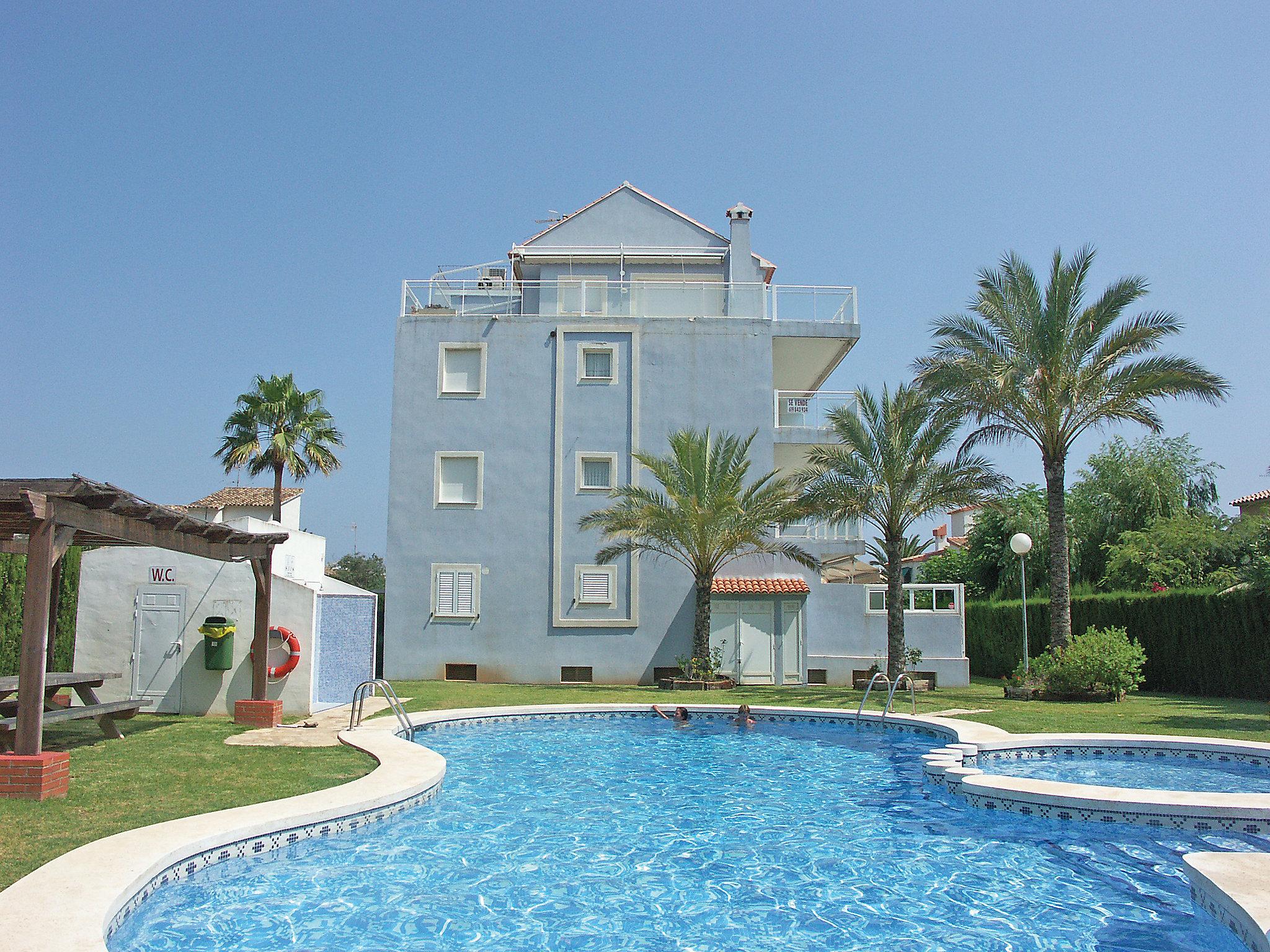 Foto 1 - Apartamento de 2 habitaciones en Dénia con piscina y vistas al mar