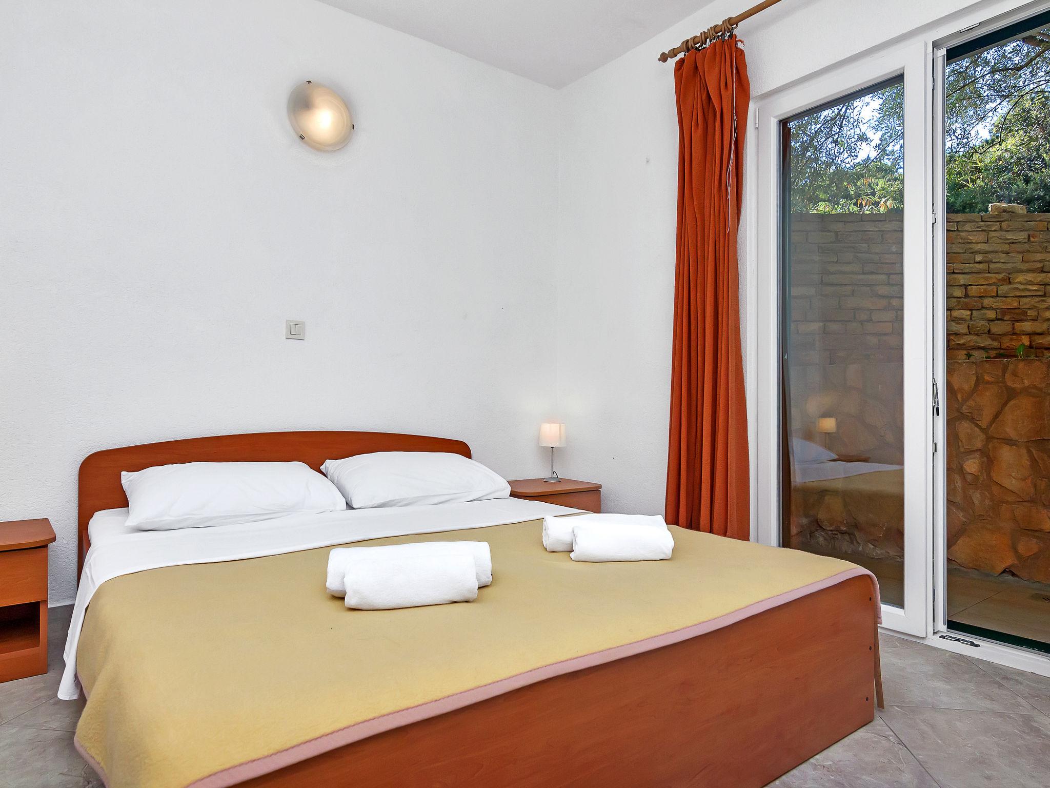 Foto 4 - Appartamento con 1 camera da letto a Jelsa con terrazza e vista mare