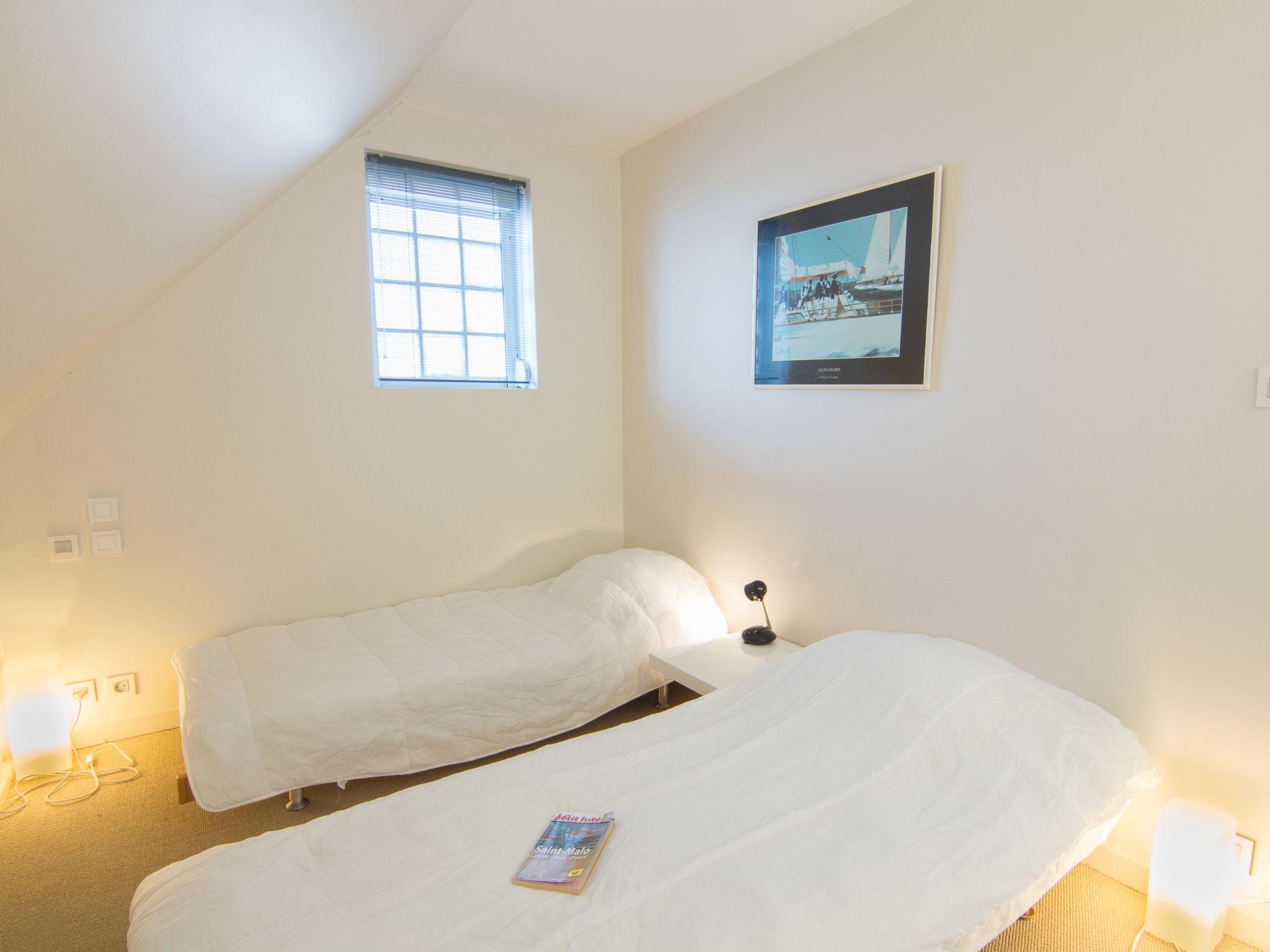 Photo 15 - 1 bedroom Apartment in Dinard with terrace