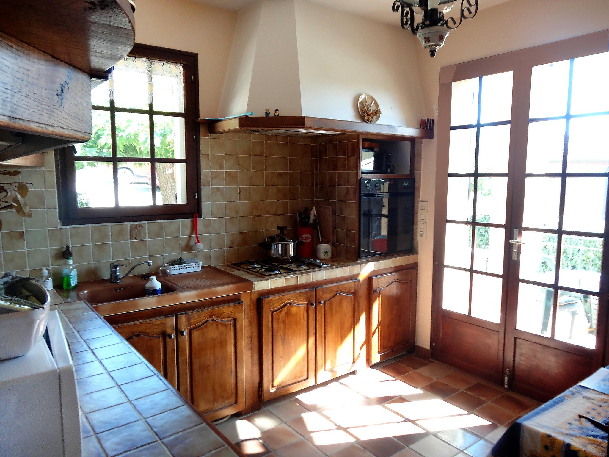 Photo 6 - 4 bedroom House in Roussillon with terrace