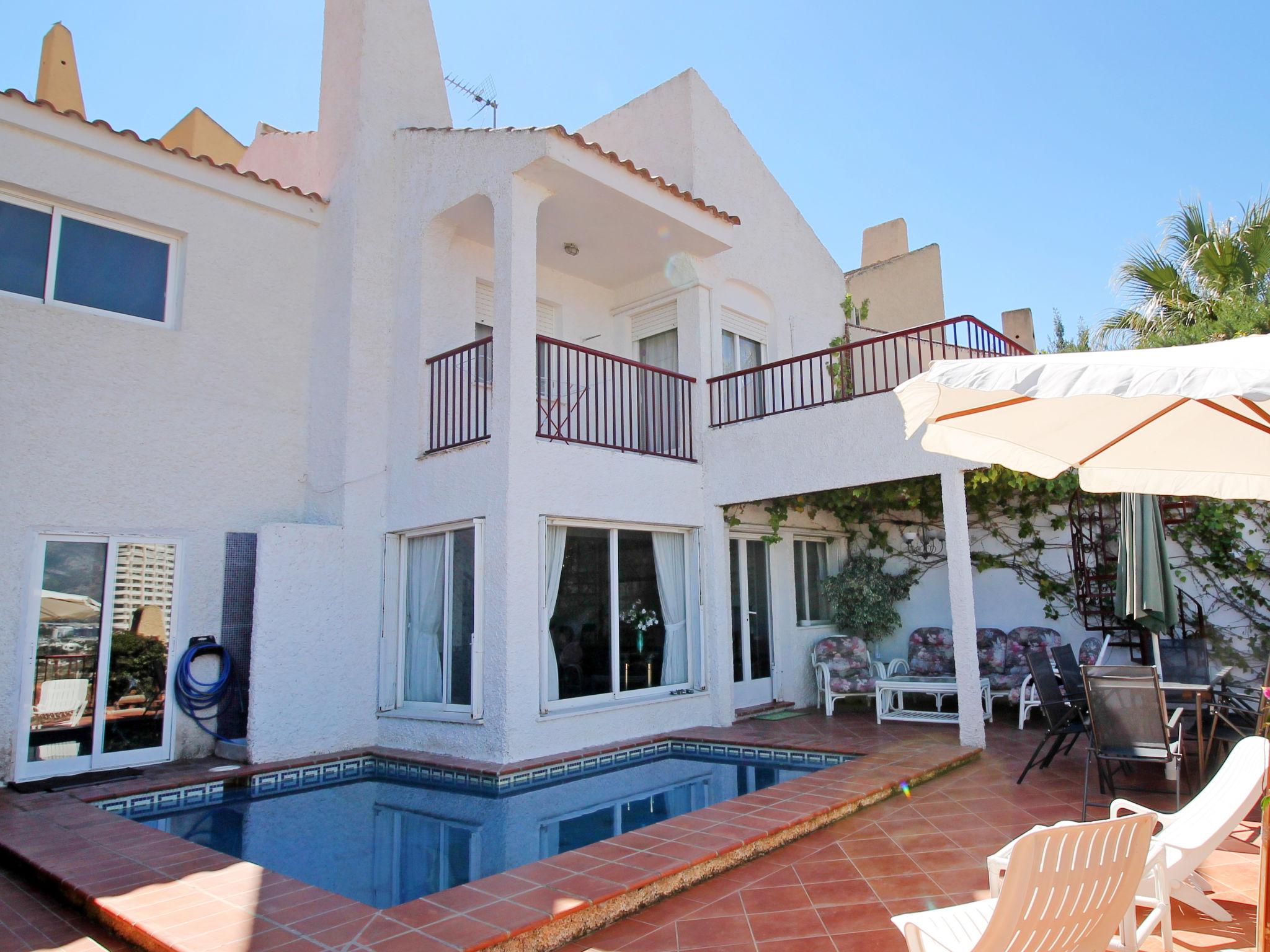 Foto 2 - Casa de 3 quartos em Benidorm com piscina privada e vistas do mar