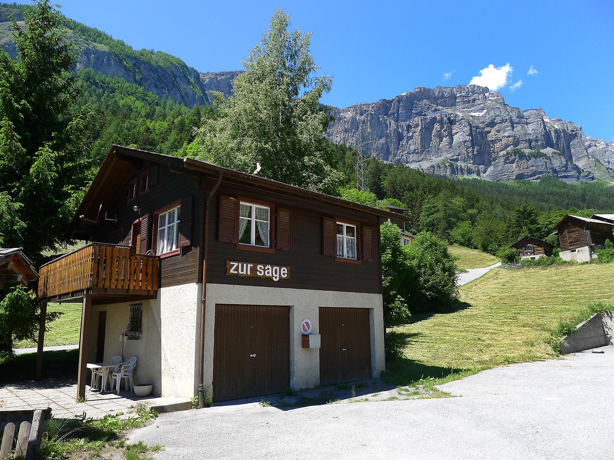 Foto 1 - Casa con 2 camere da letto a Inden con giardino e vista sulle montagne