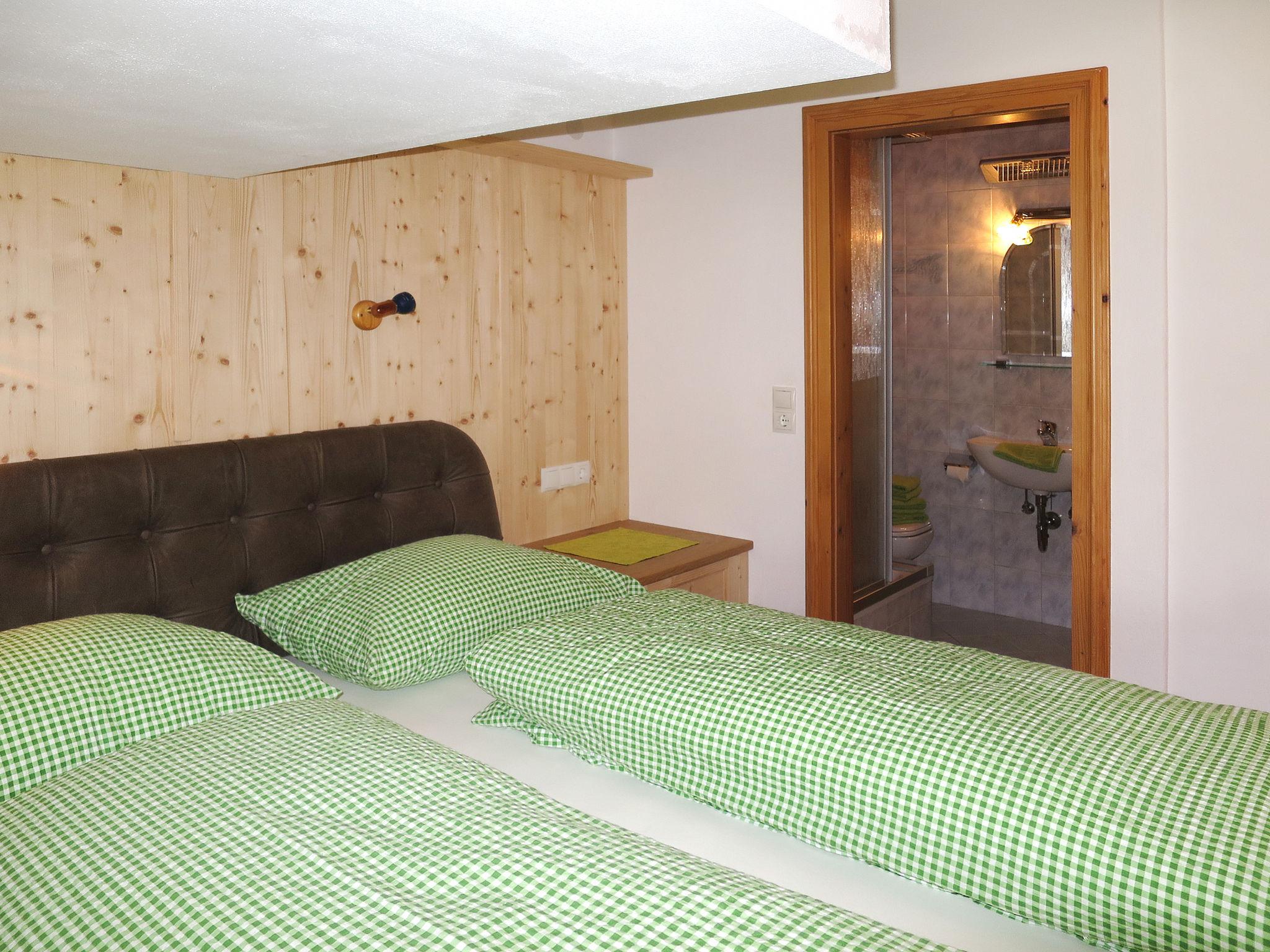 Photo 15 - 4 bedroom Apartment in Lofer with garden and terrace