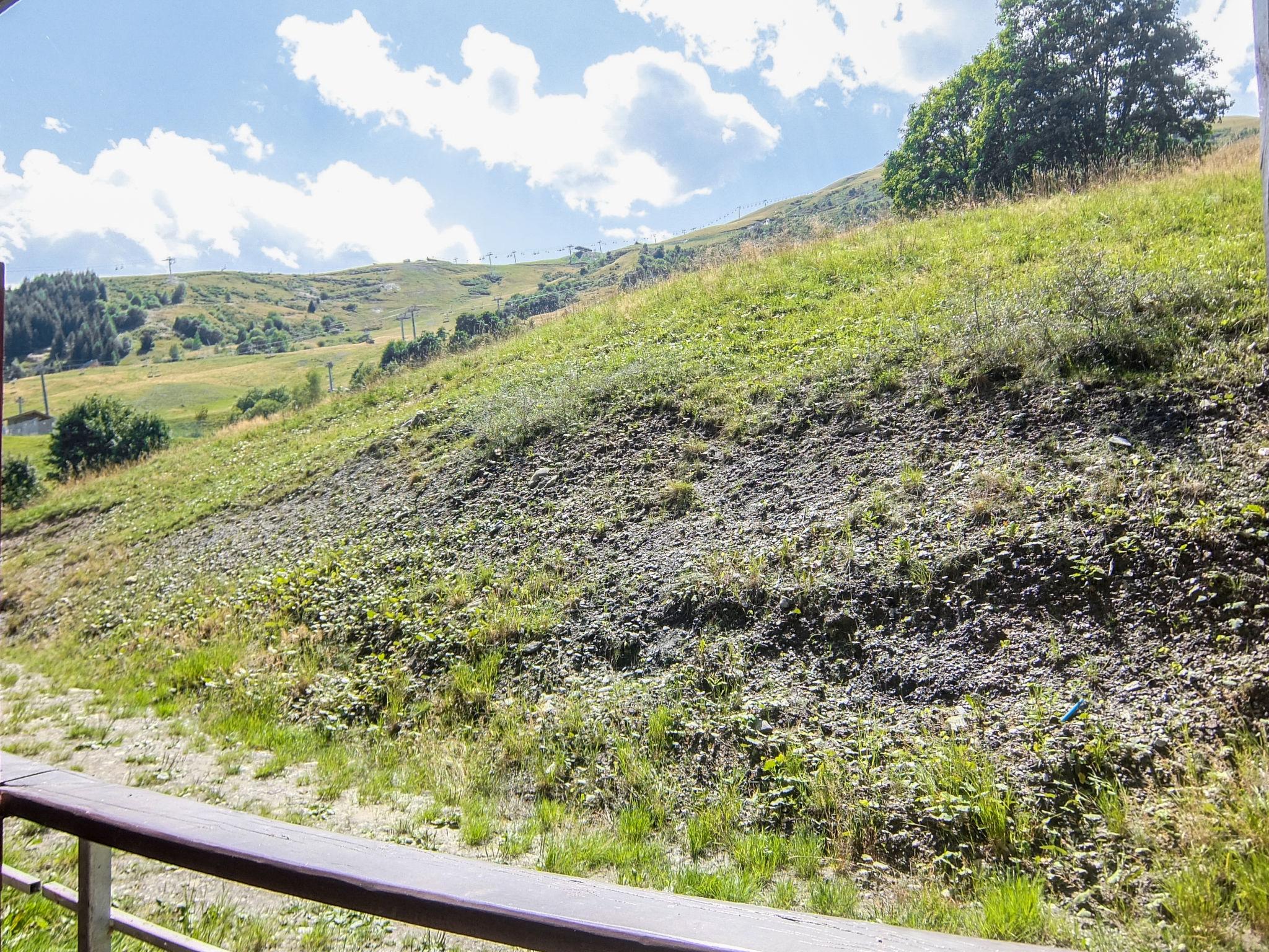 Foto 4 - Appartamento con 1 camera da letto a Villarembert con piscina e vista sulle montagne