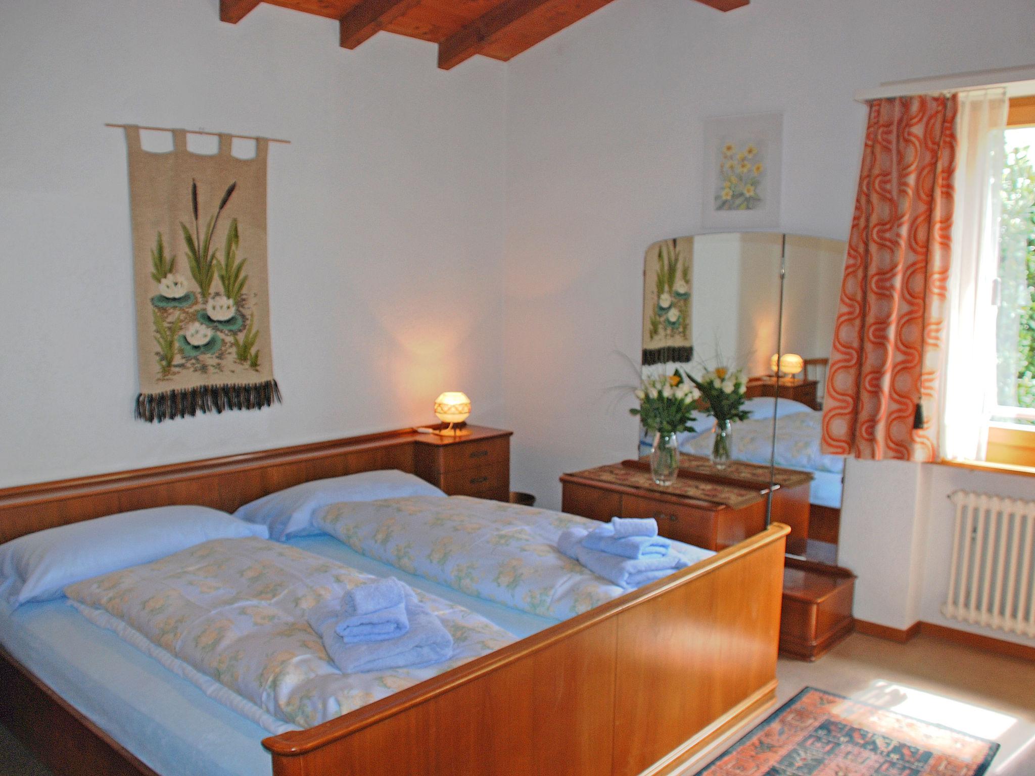 Photo 1 - Appartement de 2 chambres à Locarno avec vues sur la montagne