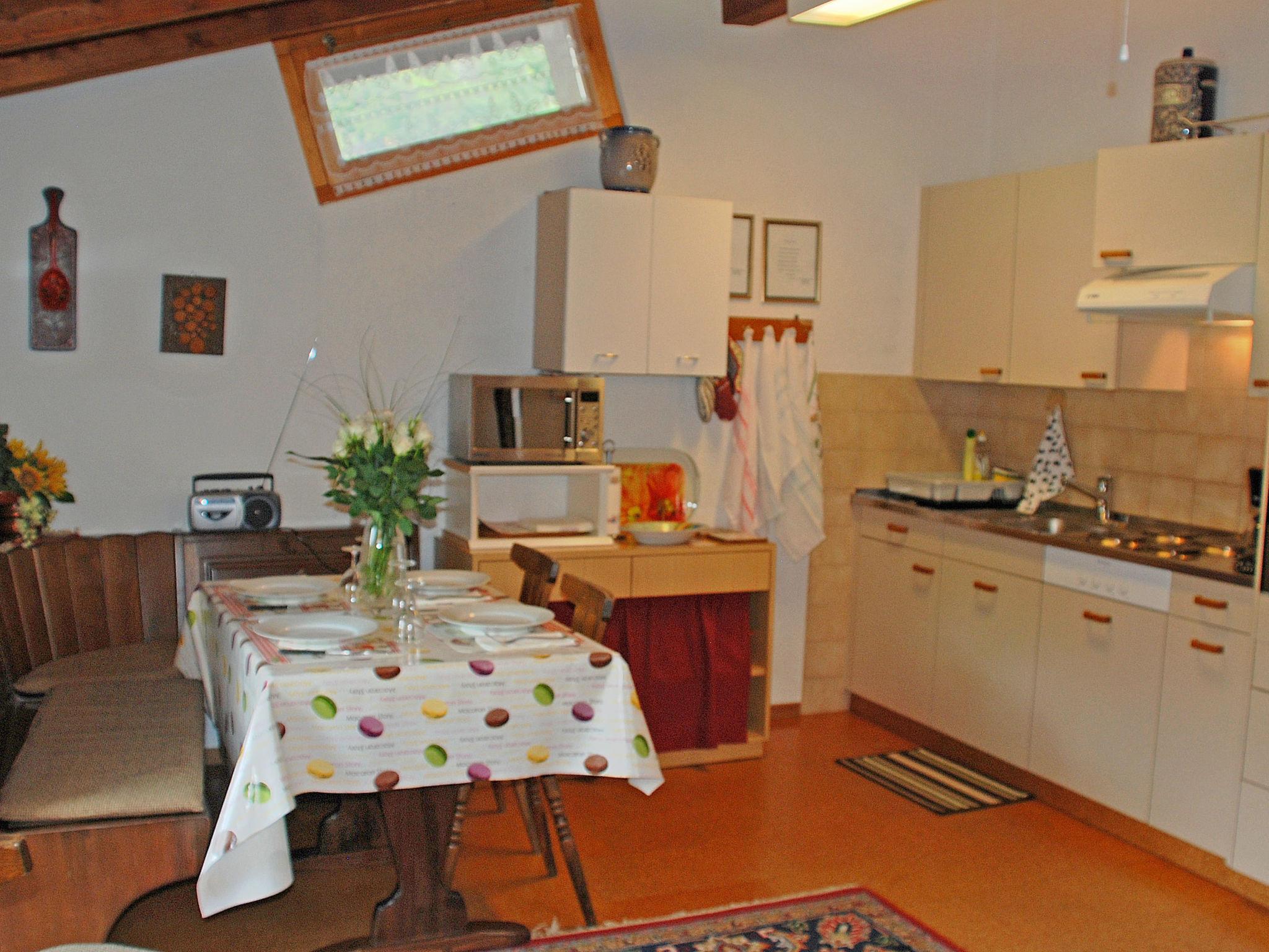 Photo 3 - 2 bedroom Apartment in Locarno with mountain view