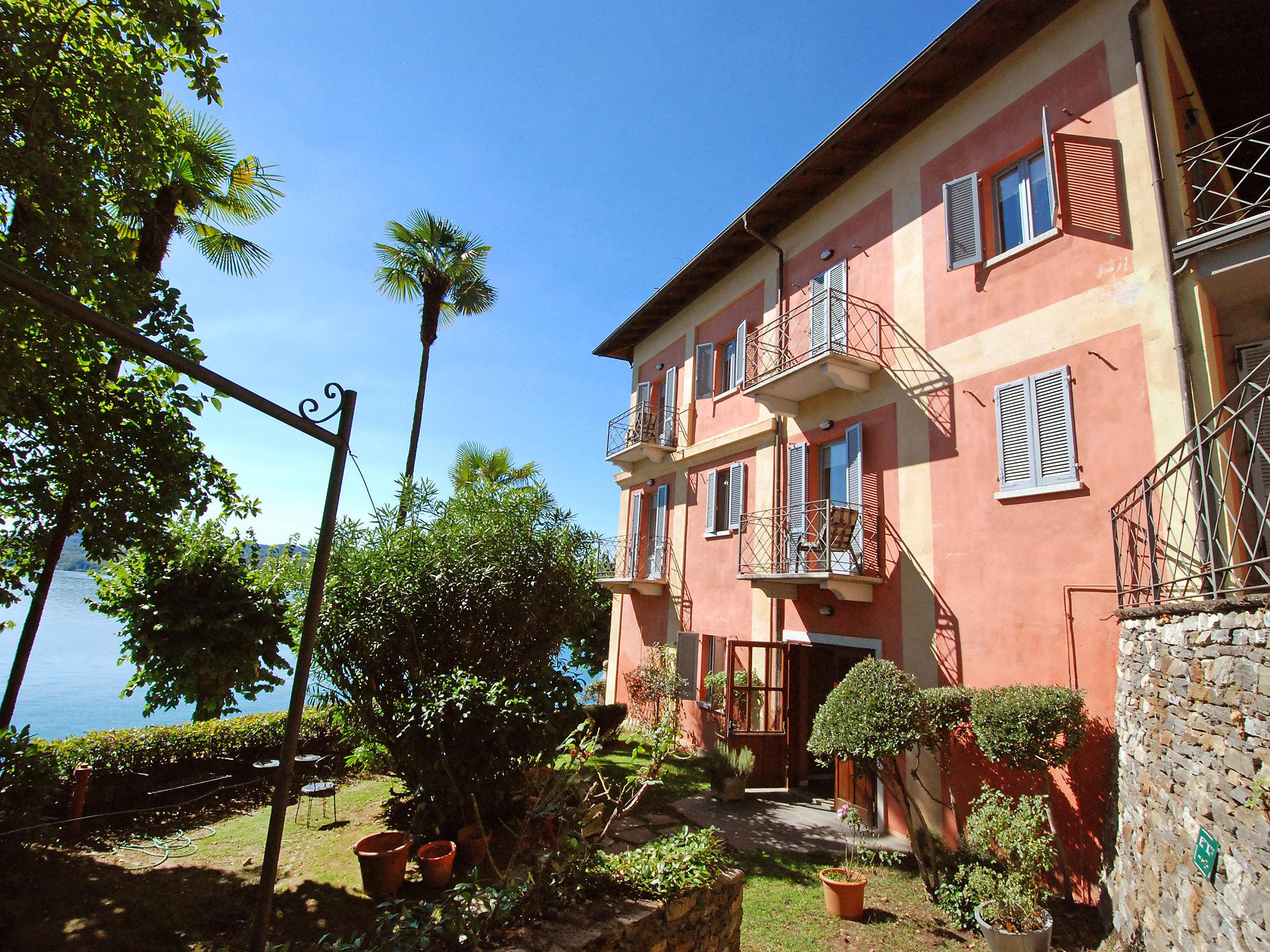 Photo 7 - Apartment in Orta San Giulio with garden and terrace