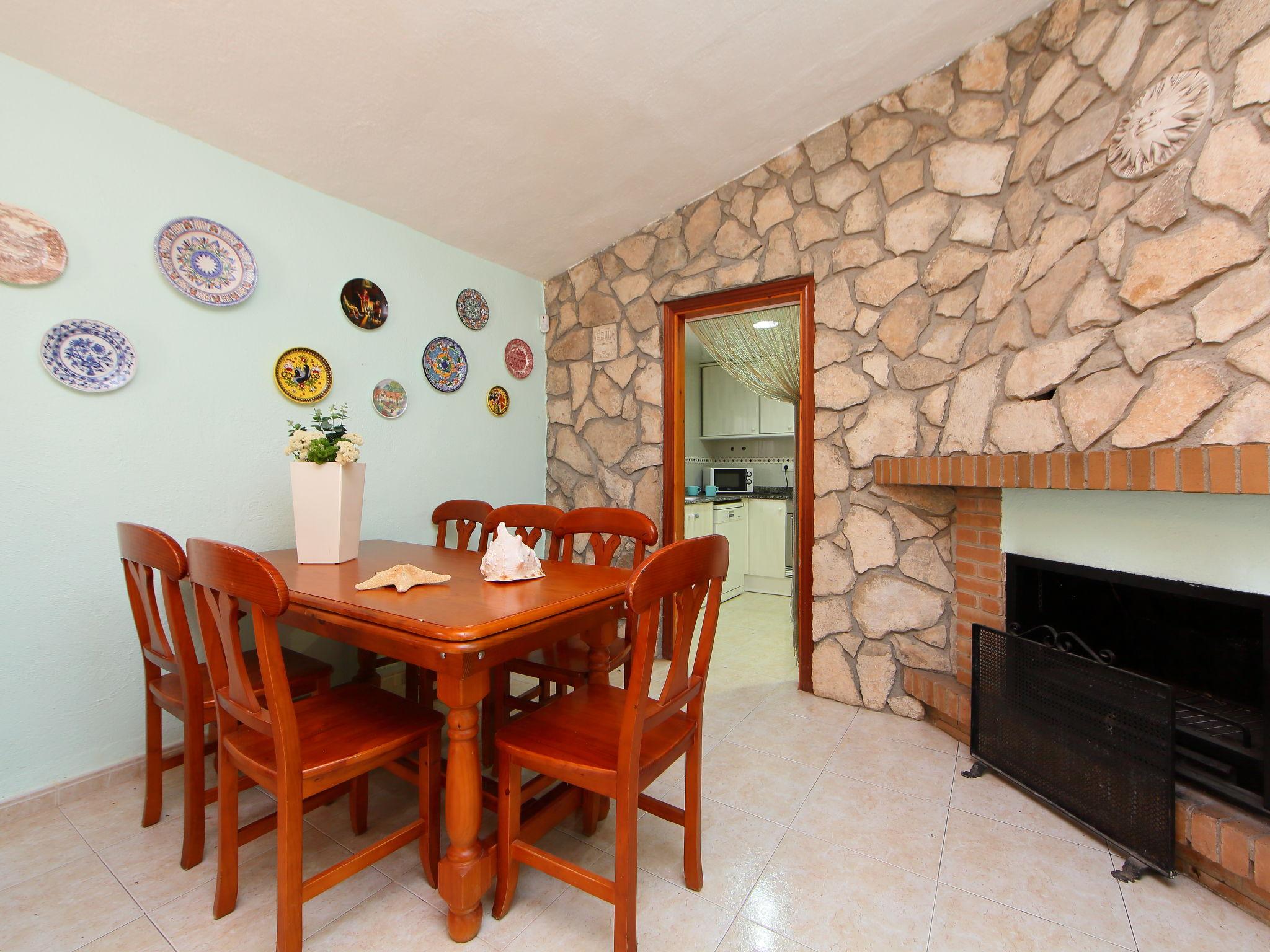 Photo 6 - 3 bedroom House in l'Ampolla with private pool and garden