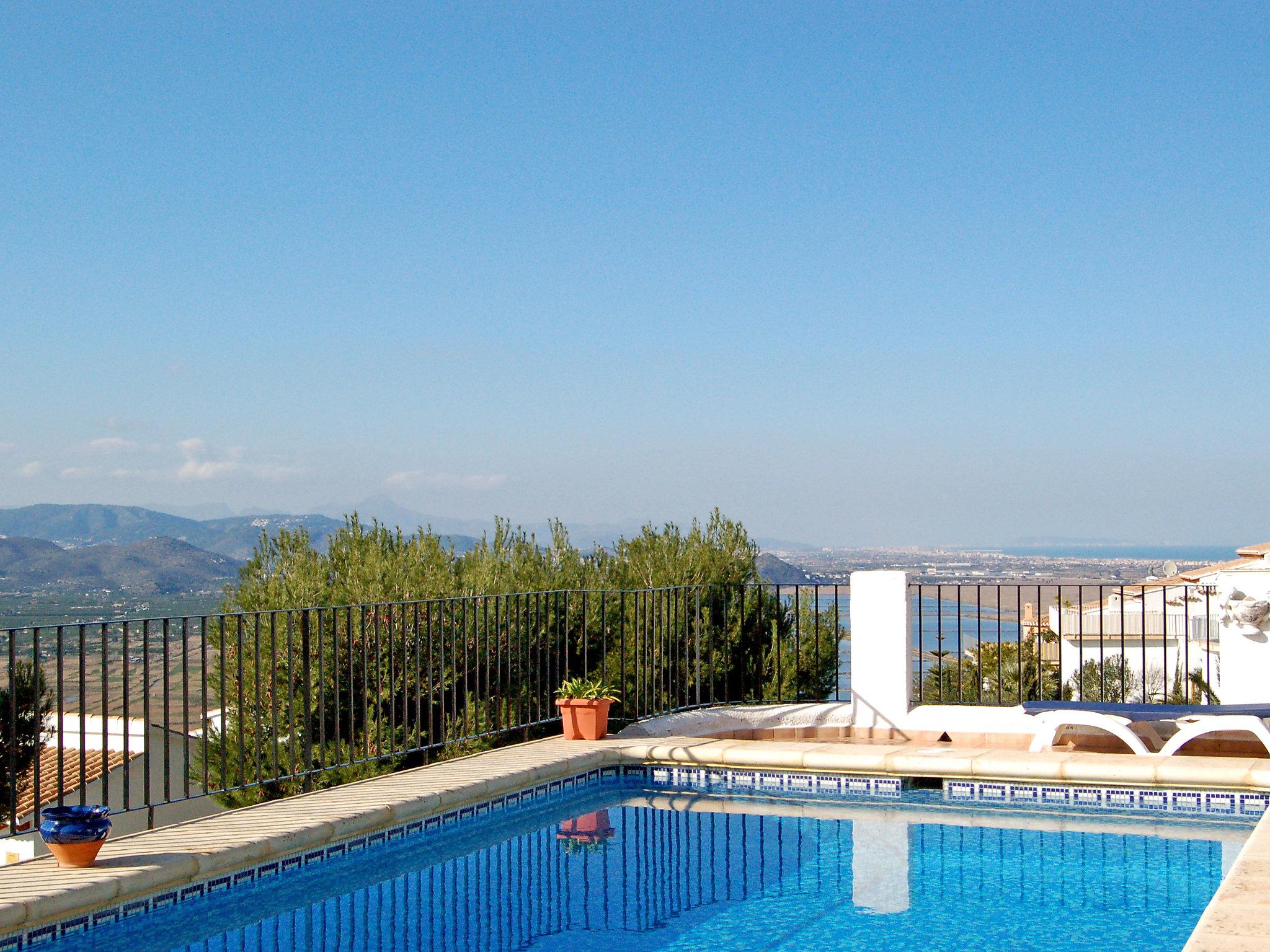 Foto 6 - Casa de 3 quartos em Pego com piscina privada e terraço