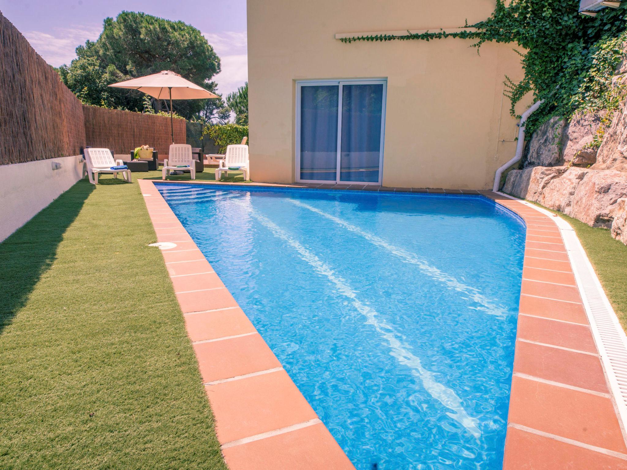 Photo 19 - Maison de 4 chambres à Lloret de Mar avec piscine privée et vues à la mer