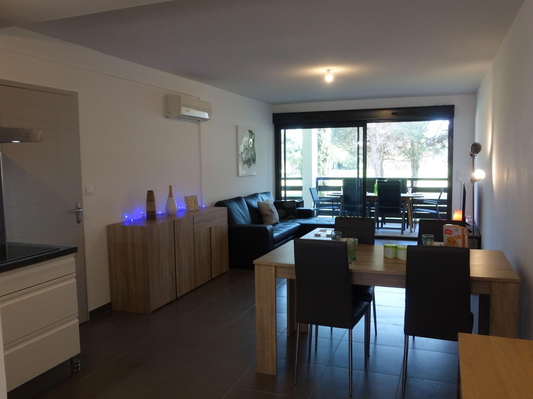 Photo 2 - 2 bedroom Apartment in Saint-Cyprien with swimming pool and garden