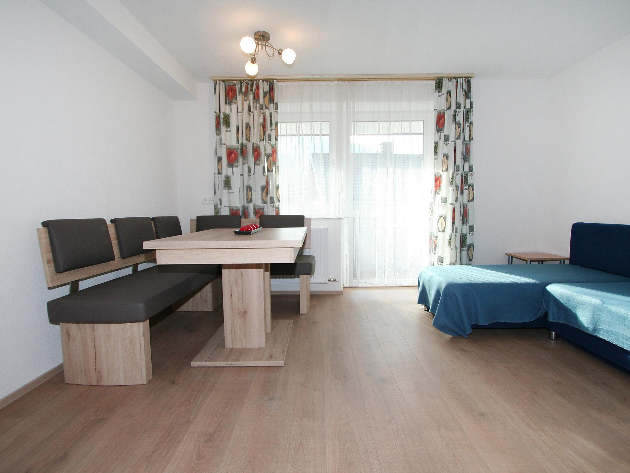 Photo 3 - 3 bedroom Apartment in See with garden and mountain view