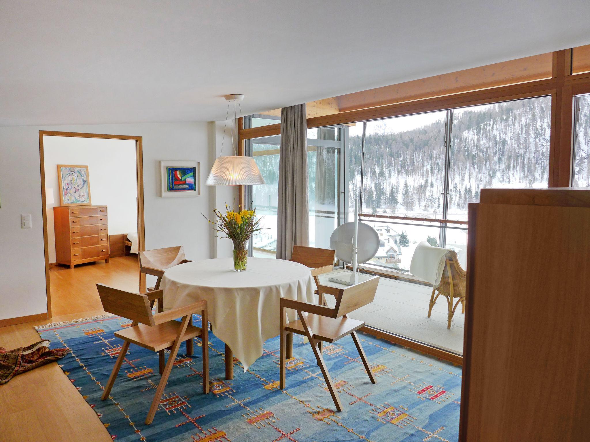 Foto 3 - Apartamento de 4 quartos em Celerina/Schlarigna com vista para a montanha
