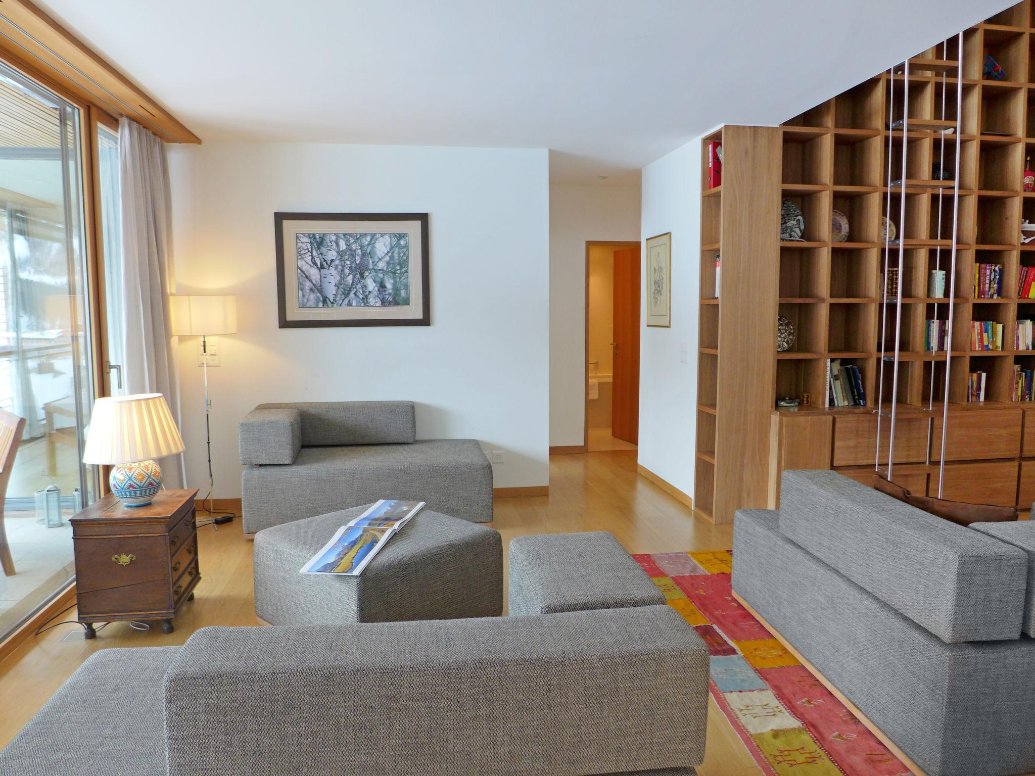 Photo 13 - 4 bedroom Apartment in Celerina/Schlarigna with mountain view
