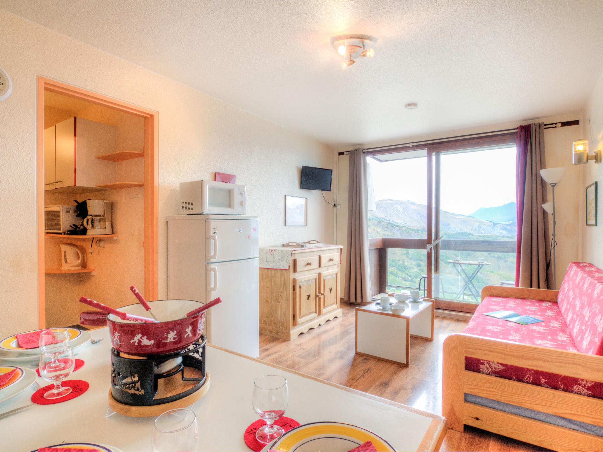 Photo 1 - 1 bedroom Apartment in Villarembert with swimming pool and mountain view