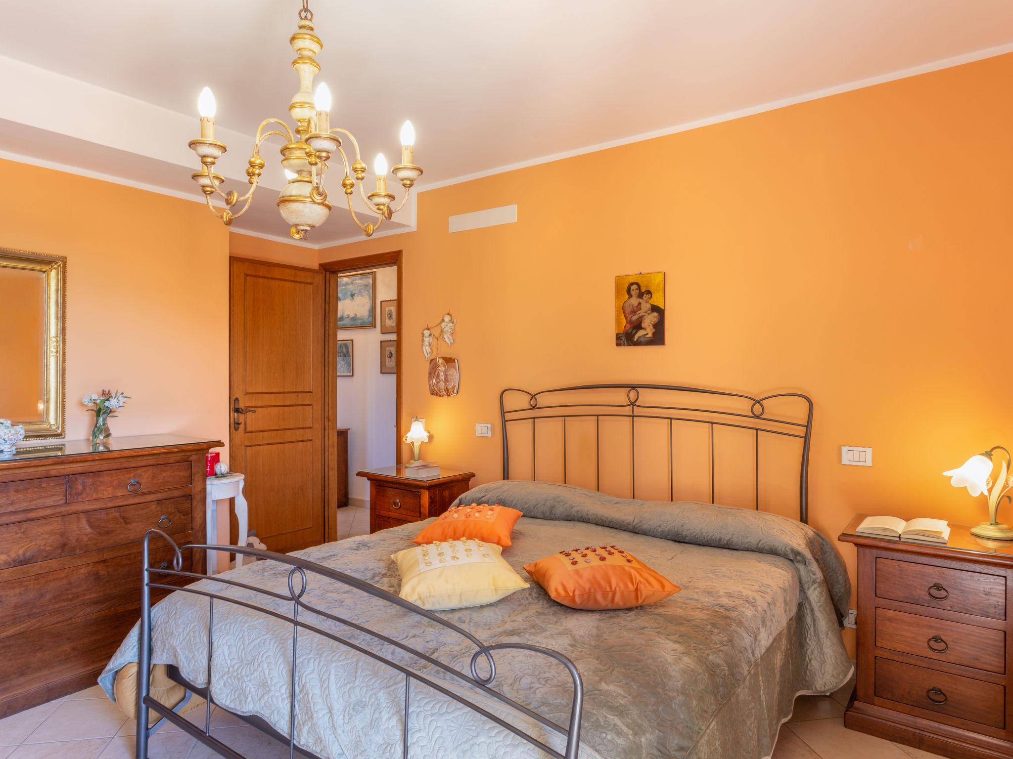 Foto 11 - Haus mit 3 Schlafzimmern in Pietrasanta mit garten und blick aufs meer