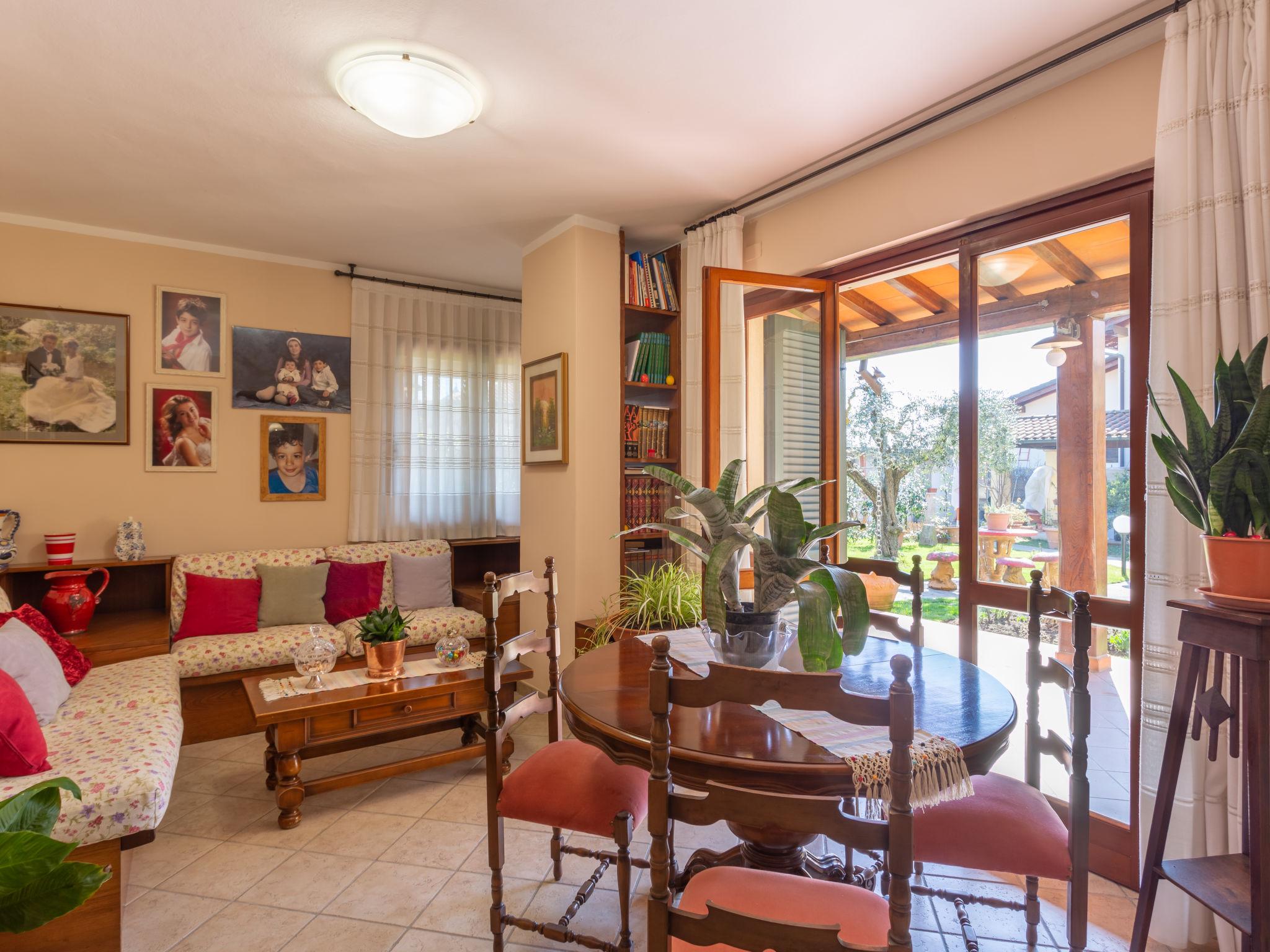 Foto 8 - Casa de 3 habitaciones en Pietrasanta con jardín y vistas al mar