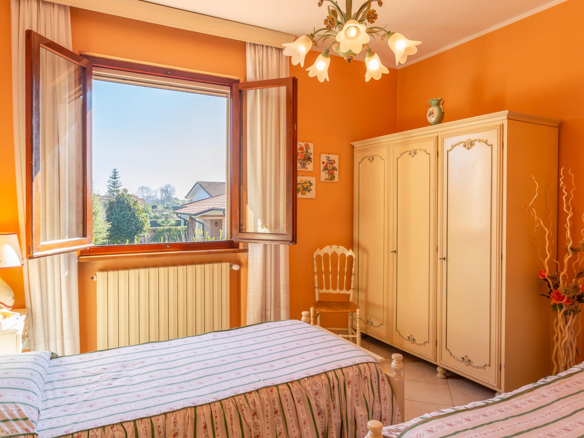 Foto 18 - Haus mit 3 Schlafzimmern in Pietrasanta mit garten und blick aufs meer