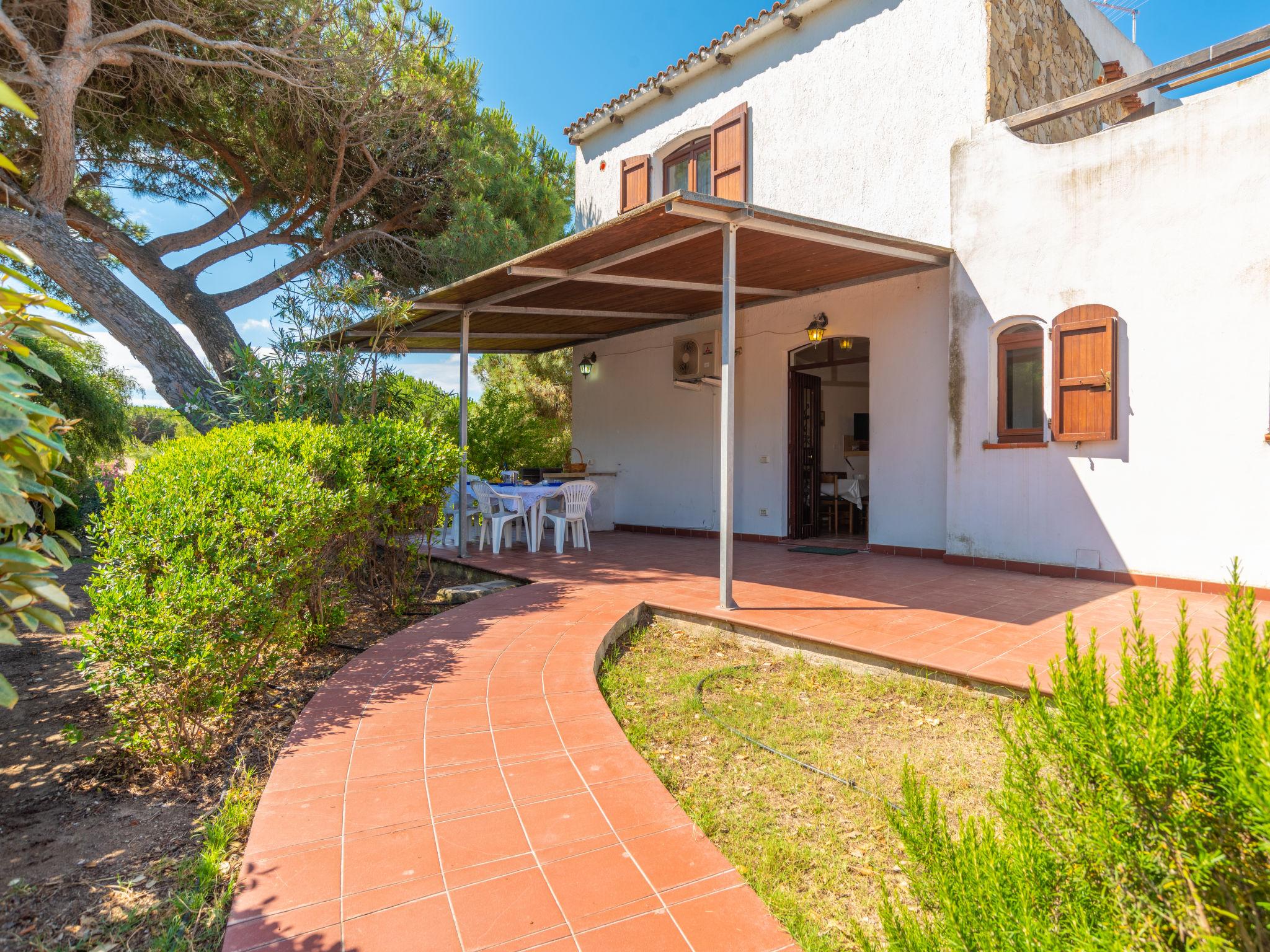 Photo 1 - Appartement de 4 chambres à Valledoria avec jardin et vues à la mer