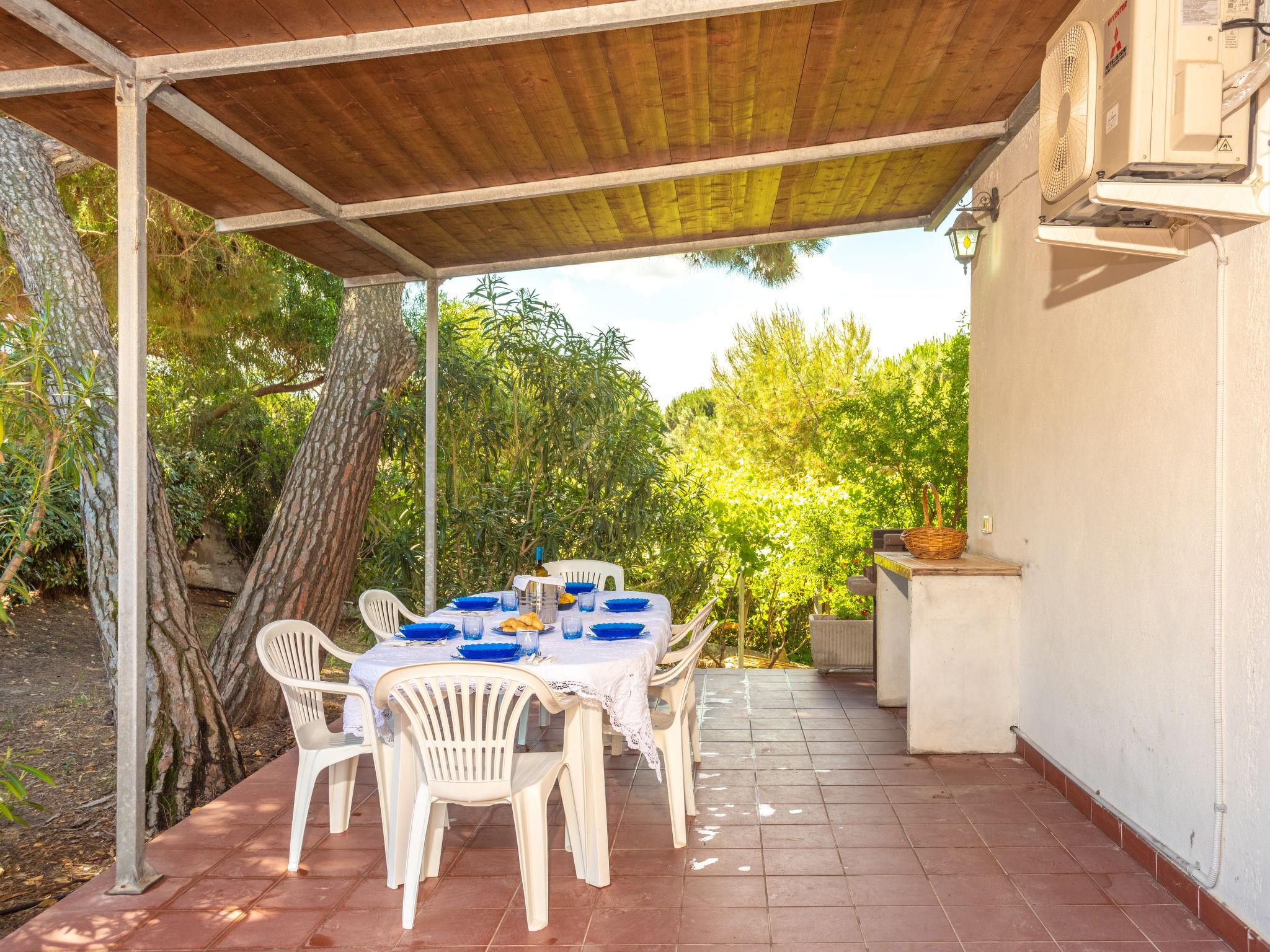 Photo 5 - Appartement de 4 chambres à Valledoria avec jardin et vues à la mer