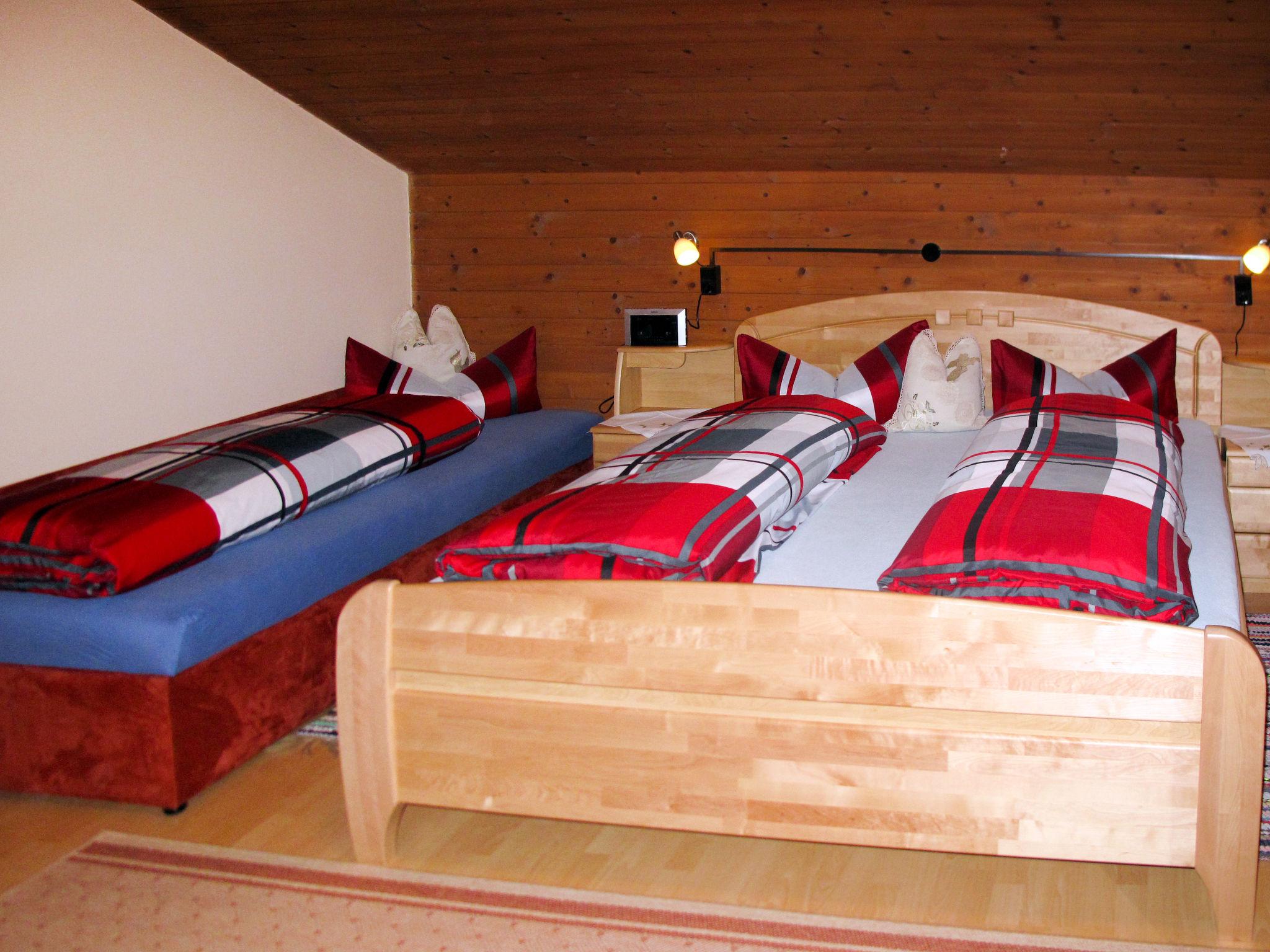 Foto 10 - Appartamento con 2 camere da letto a Mayrhofen con giardino