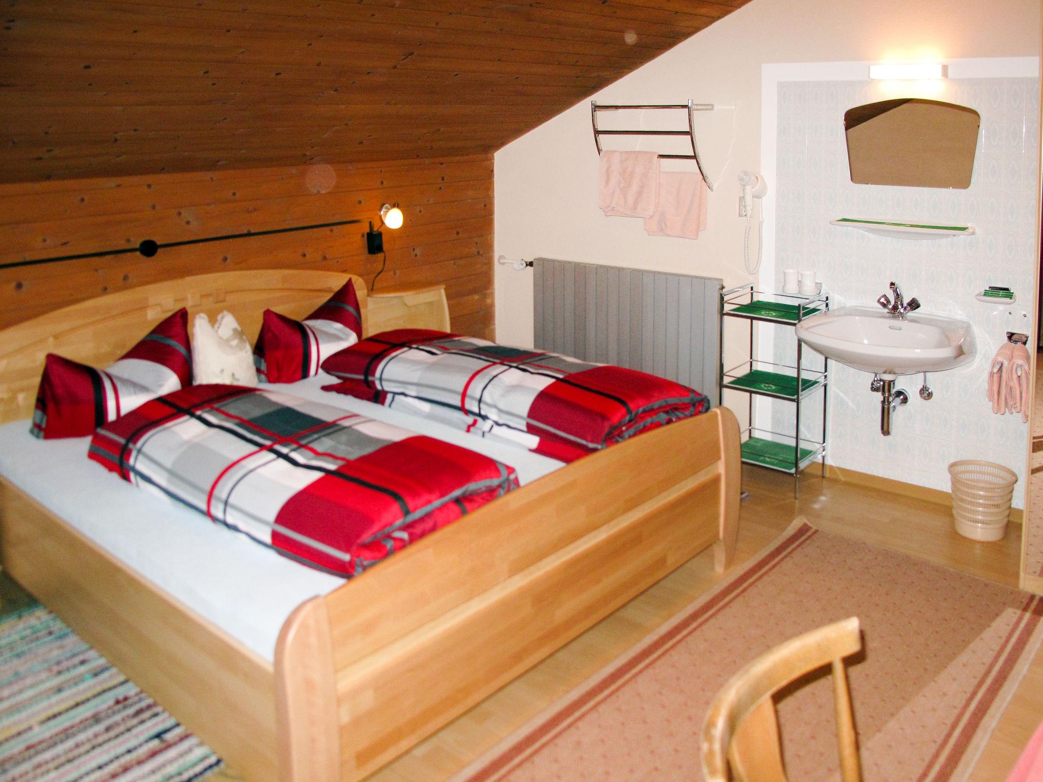 Foto 4 - Apartamento de 2 quartos em Mayrhofen com vista para a montanha