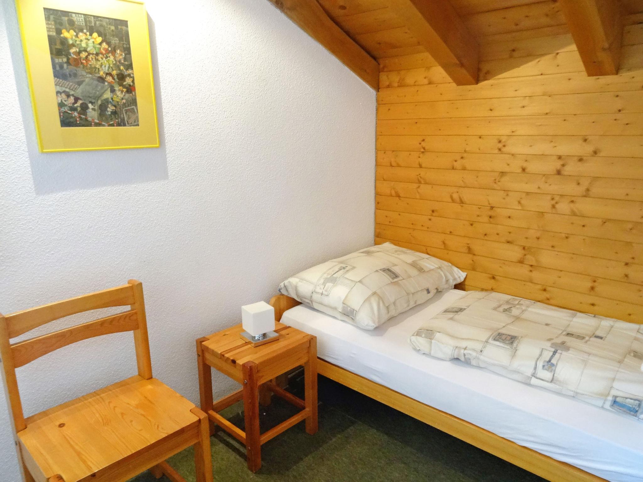 Foto 11 - Apartamento de 2 quartos em Ernen com vista para a montanha