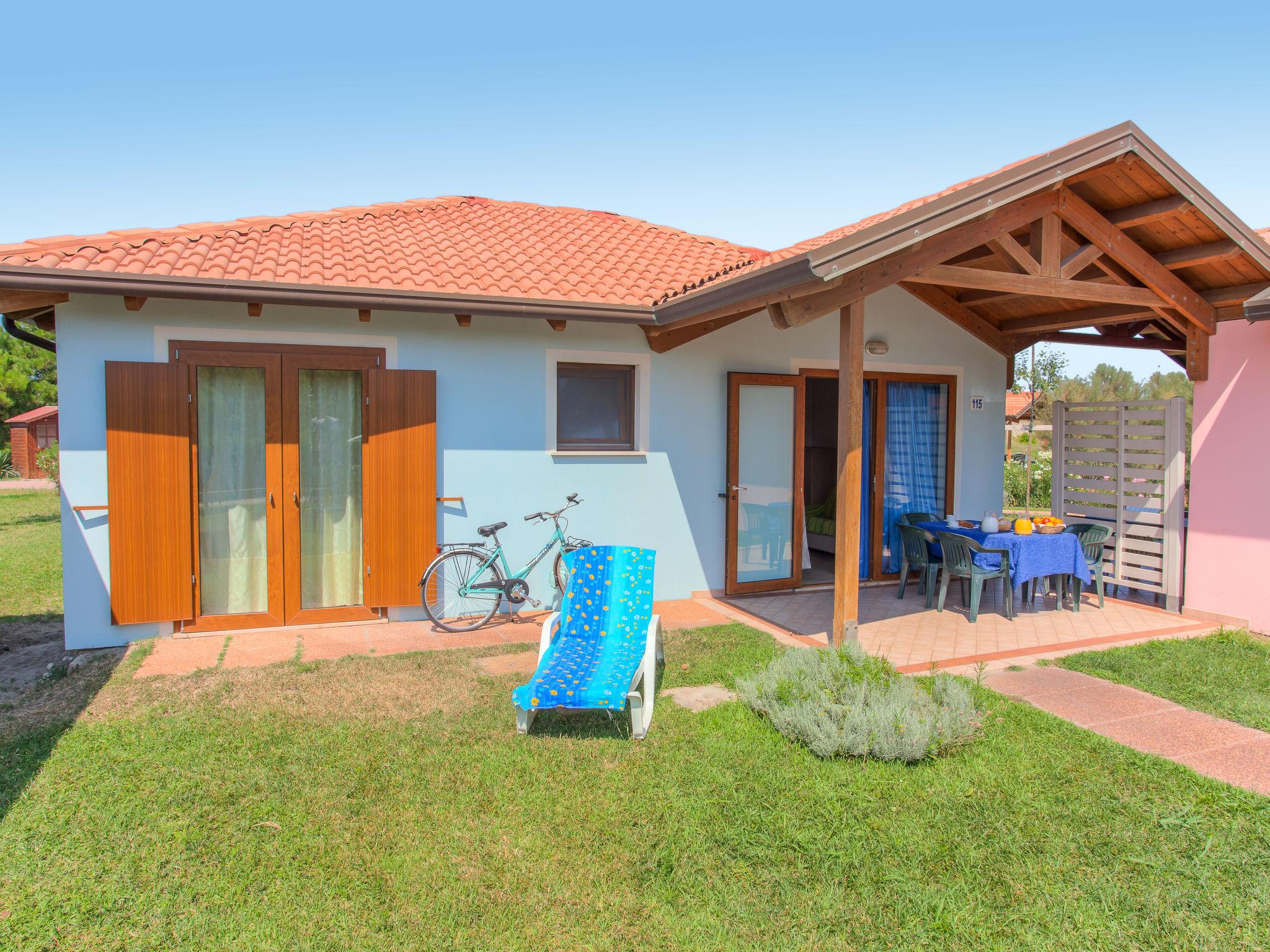 Photo 1 - Maison de 1 chambre à Rosolina avec piscine et jardin