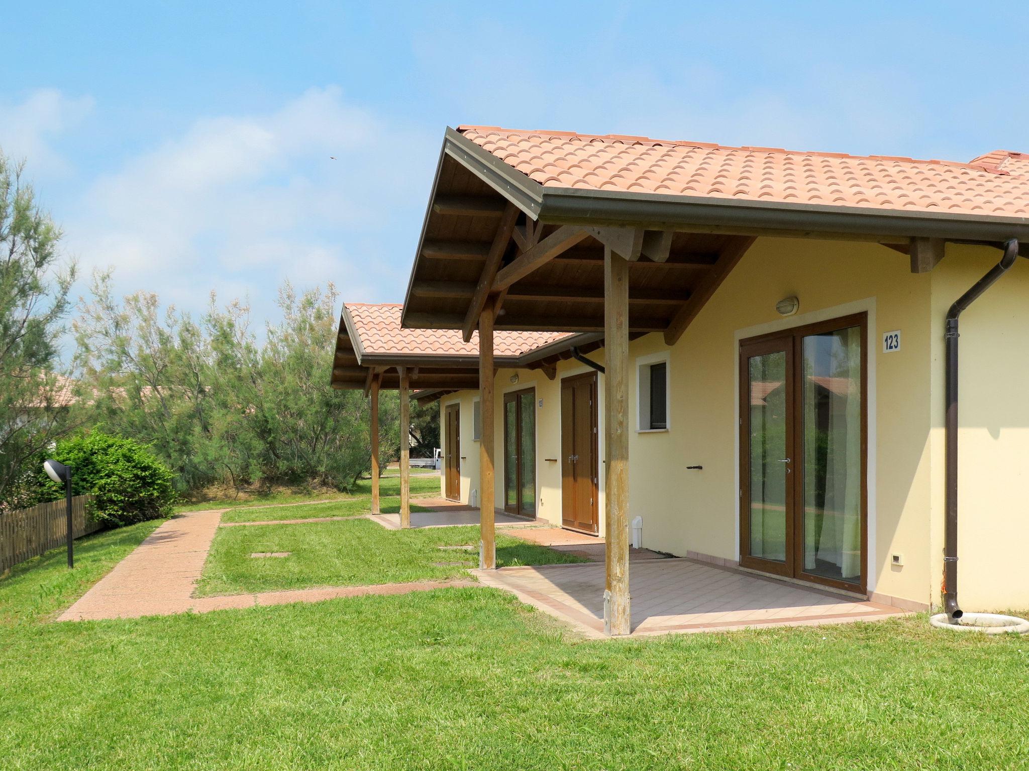 Photo 12 - Maison de 1 chambre à Rosolina avec piscine et jardin