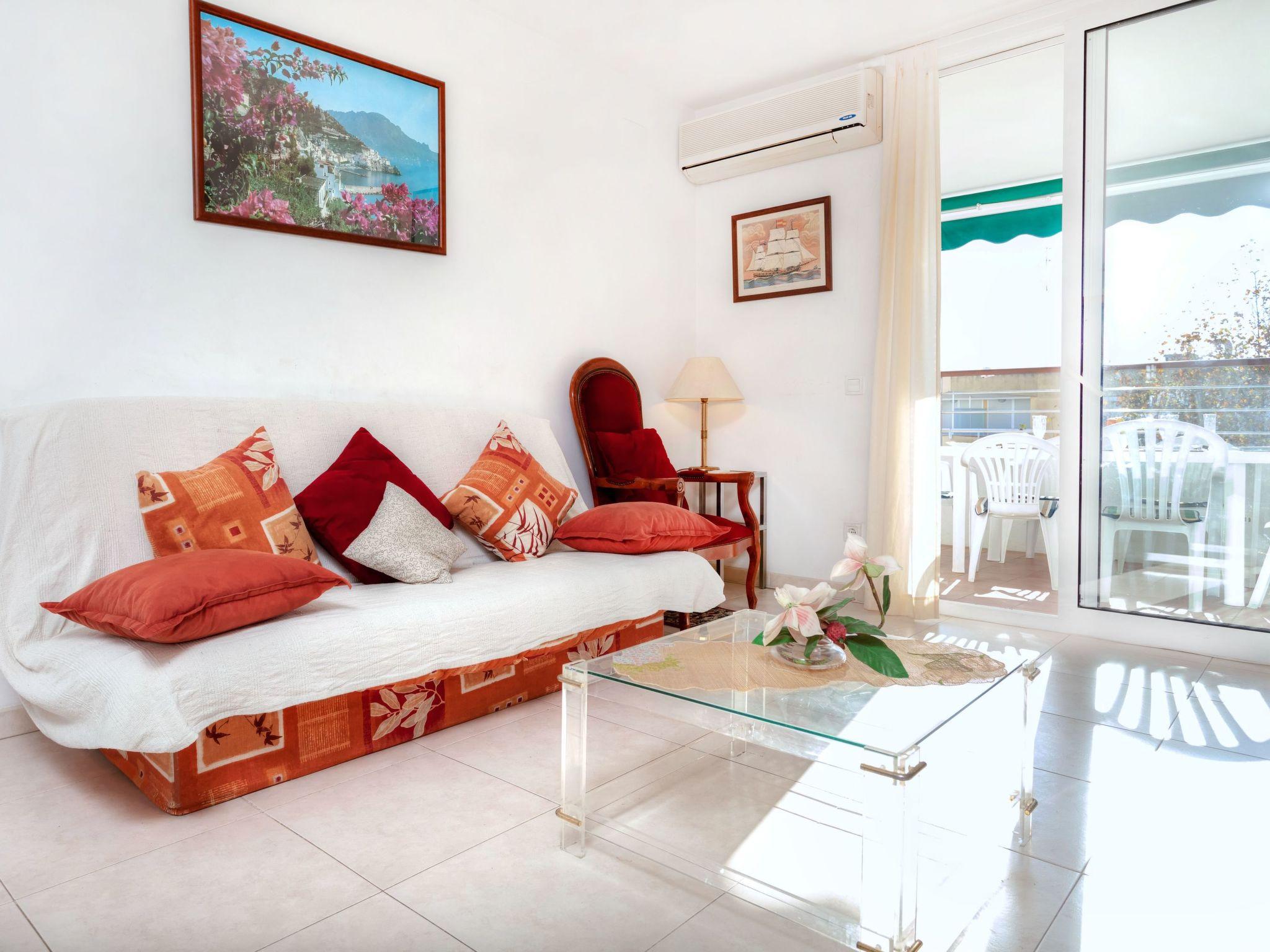 Foto 3 - Apartamento de 3 habitaciones en Calonge i Sant Antoni con piscina y vistas al mar