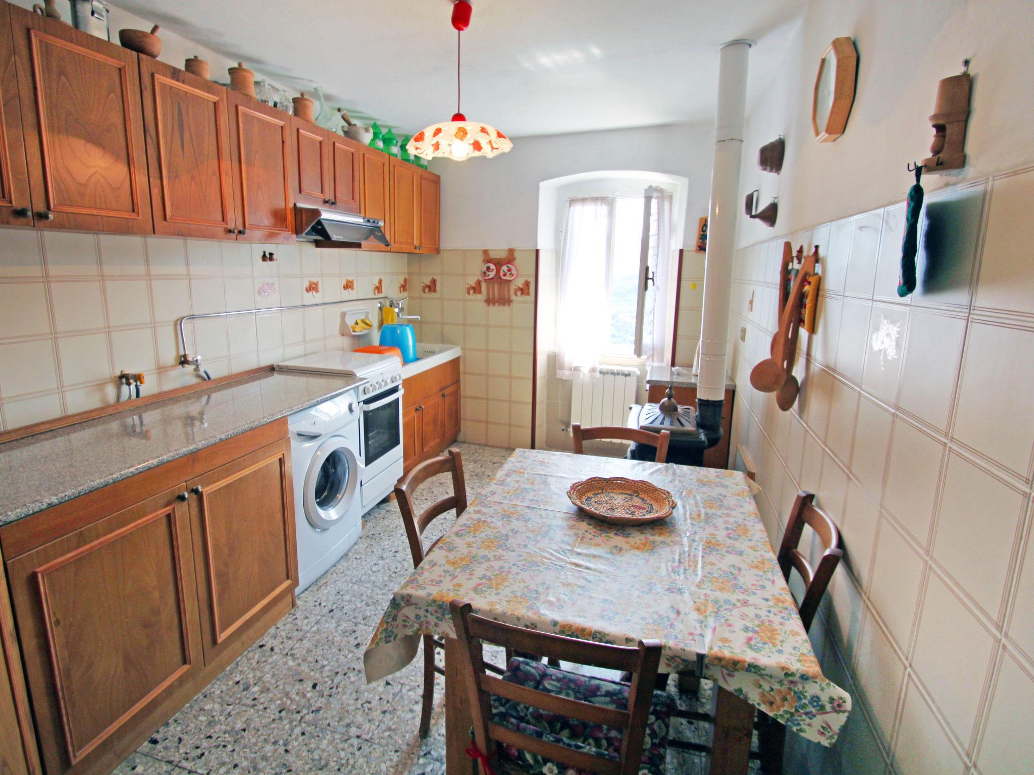 Photo 10 - 2 bedroom Apartment in Moneglia with garden