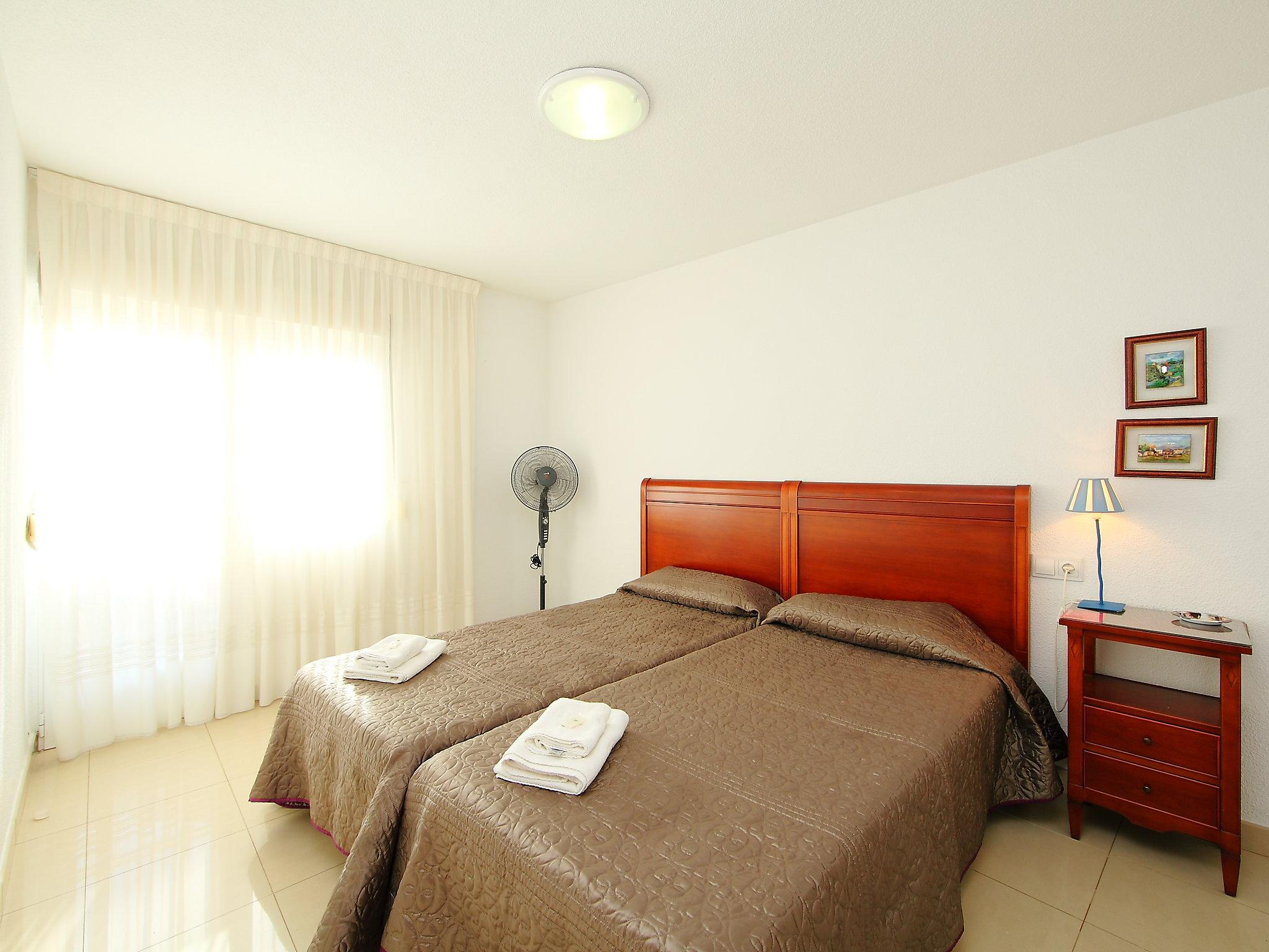 Foto 4 - Apartamento de 2 quartos em Benidorm com vistas do mar