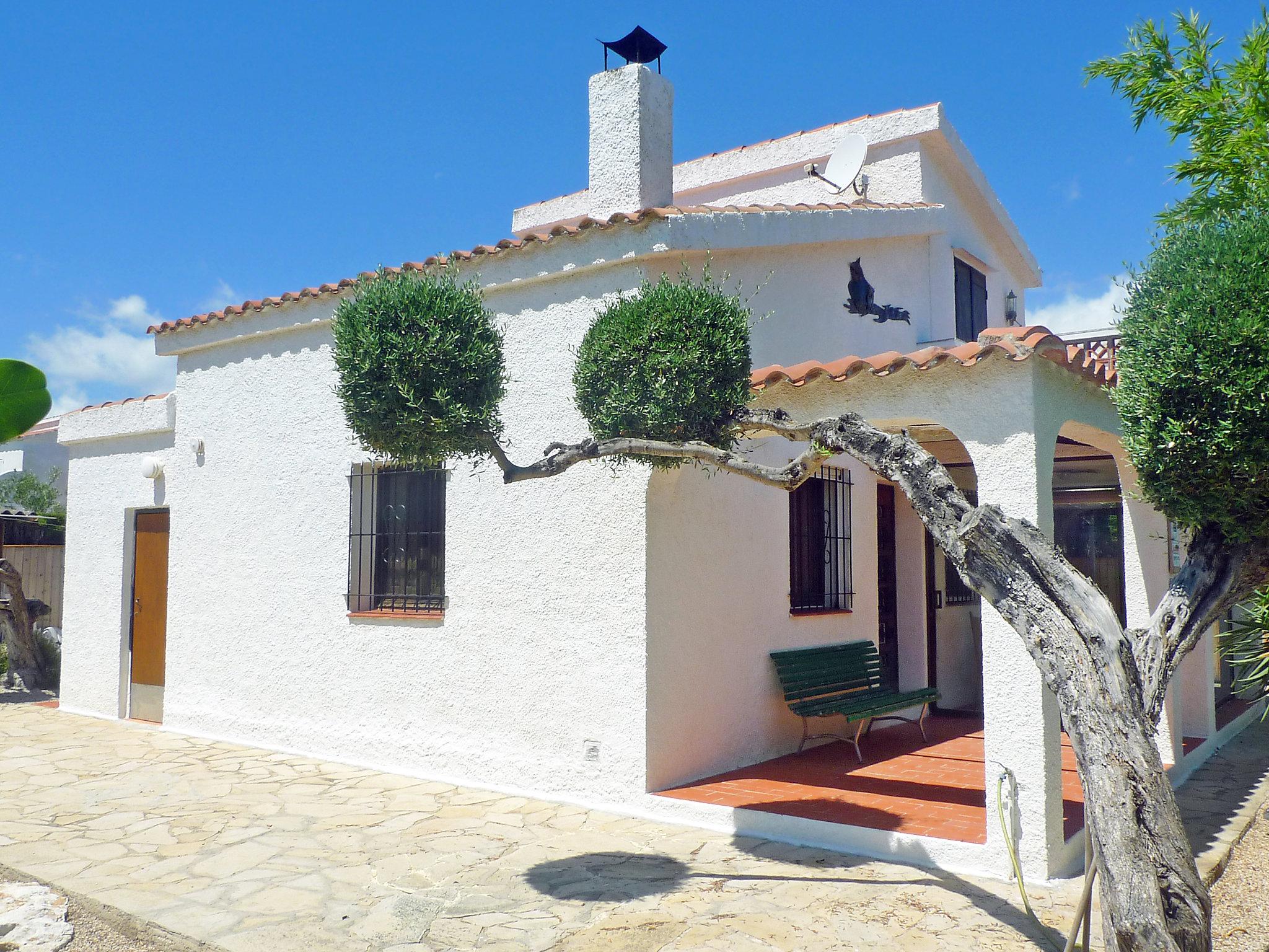 Photo 14 - Maison de 2 chambres à l'Ampolla avec jardin et vues à la mer