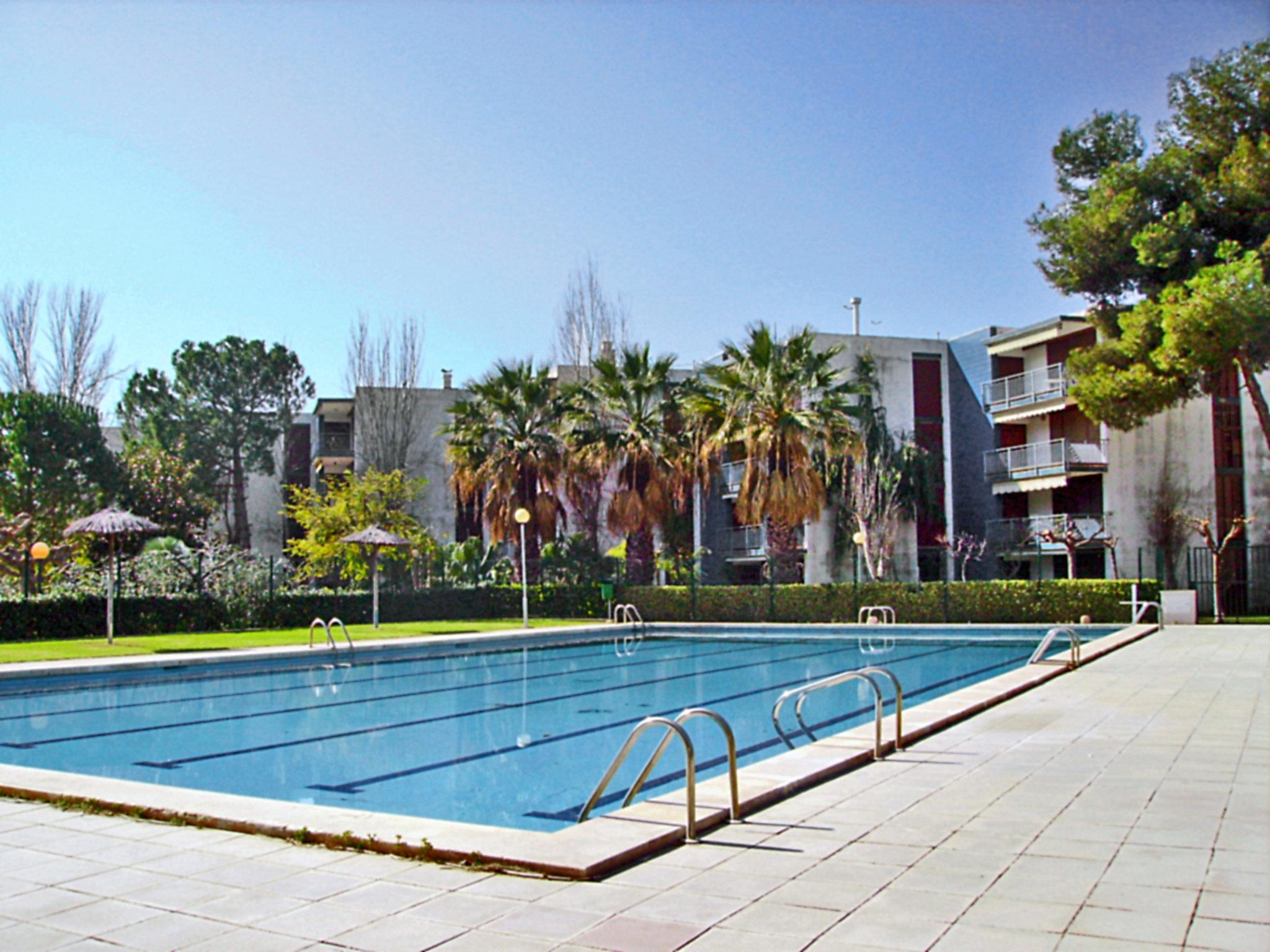 Photo 1 - 3 bedroom Apartment in Cambrils with swimming pool and sea view