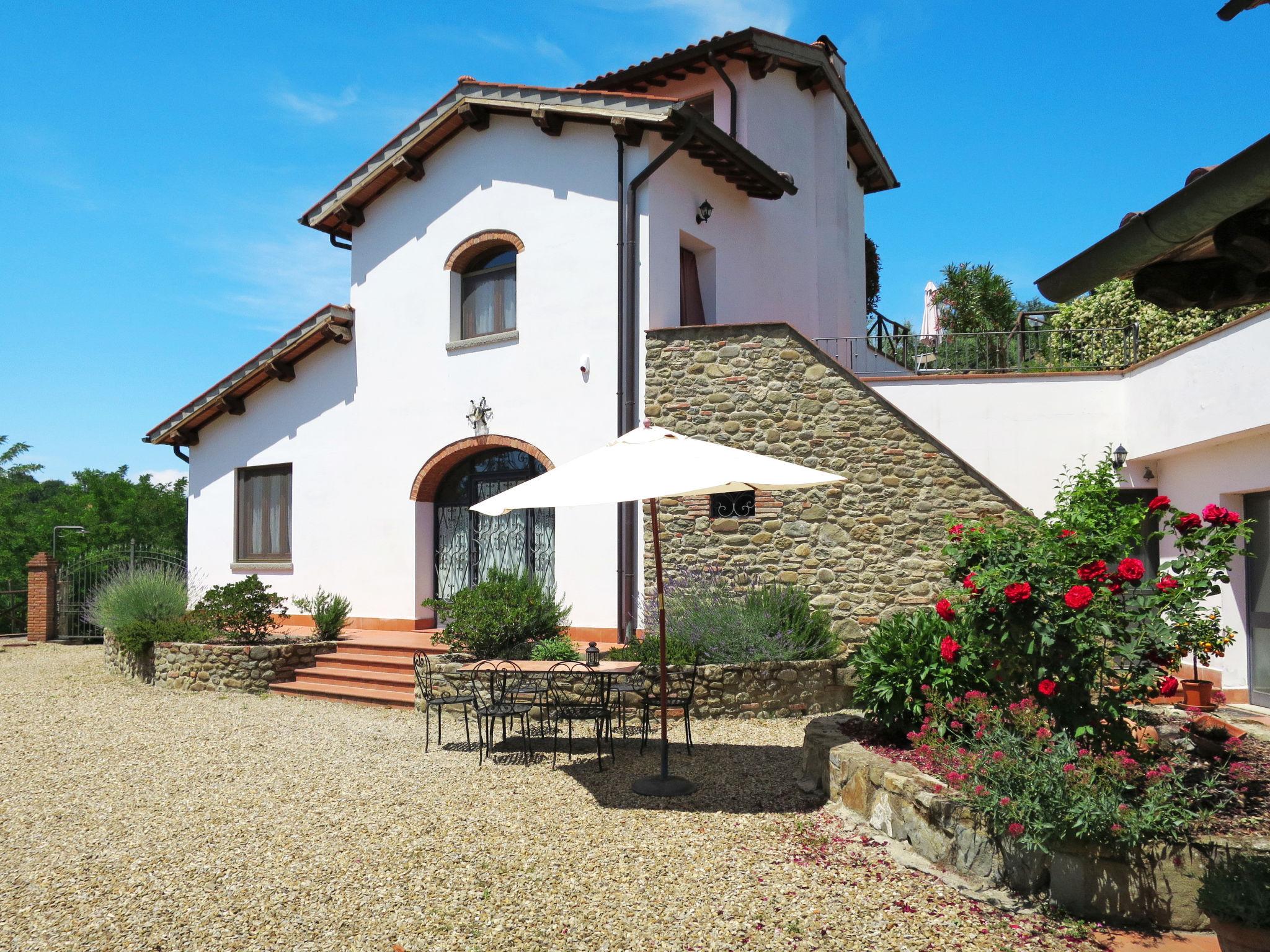 Foto 23 - Casa de 3 quartos em Terranuova Bracciolini com piscina privada e jardim