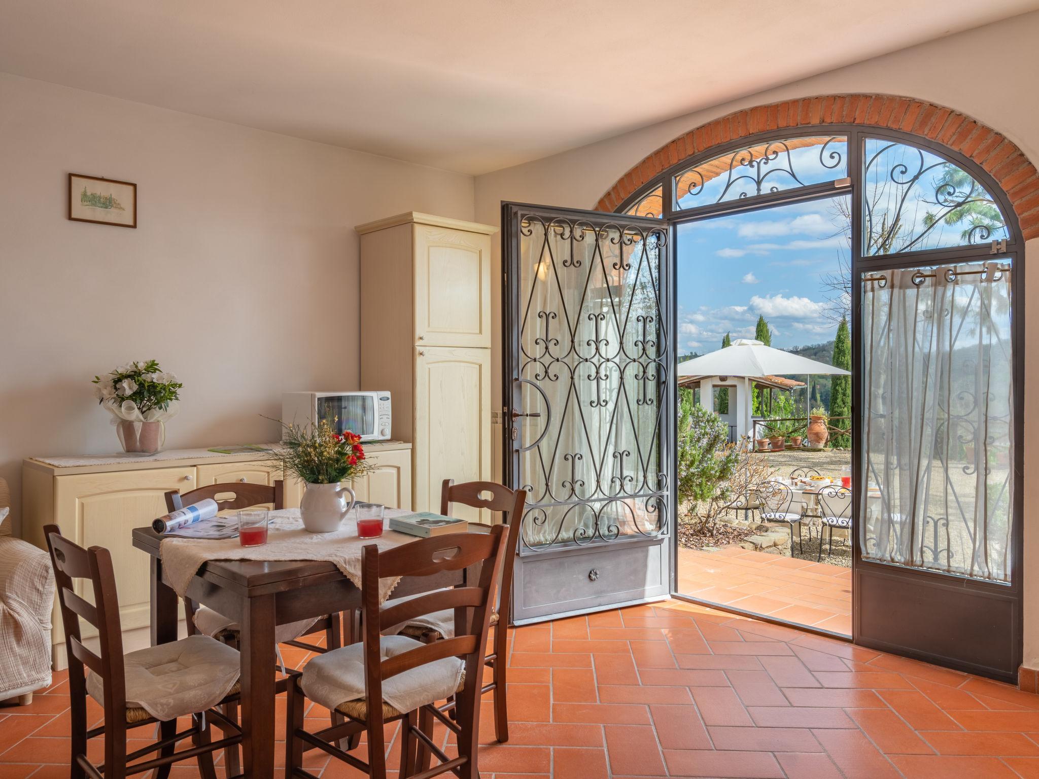 Foto 5 - Casa de 3 habitaciones en Terranuova Bracciolini con piscina privada y jardín